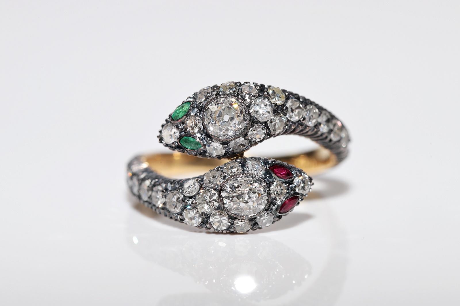 Anillo de serpiente con diamante natural y rubí esmeralda en oro de 18 quilates y plata de primera ley Talla antigua en venta