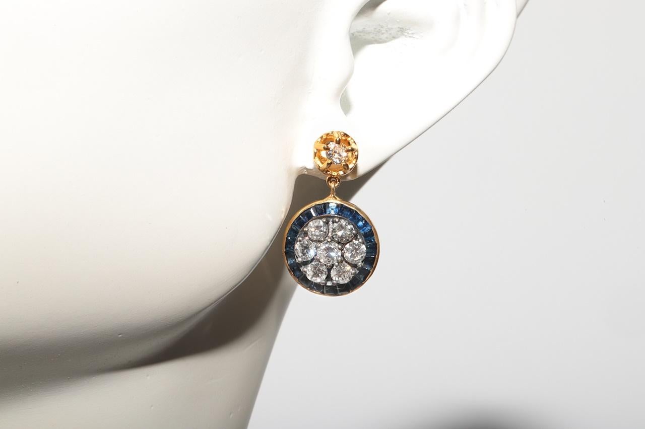 Neu Hergestellter 18k Gold Top Silber Natürlicher Diamant Kaliber Saphir Dekorierter Ohrring im Angebot 9