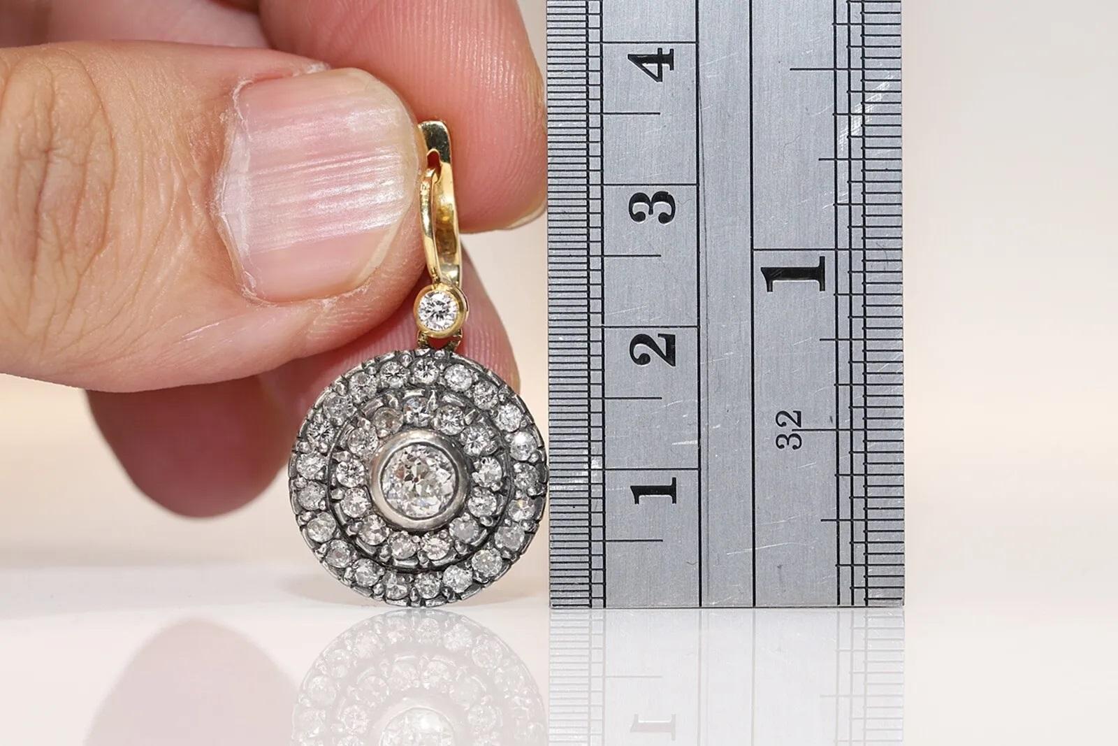 New Made 18k Gold Top Silver Natural Diamond Decorated Handmade Earring en vente 4