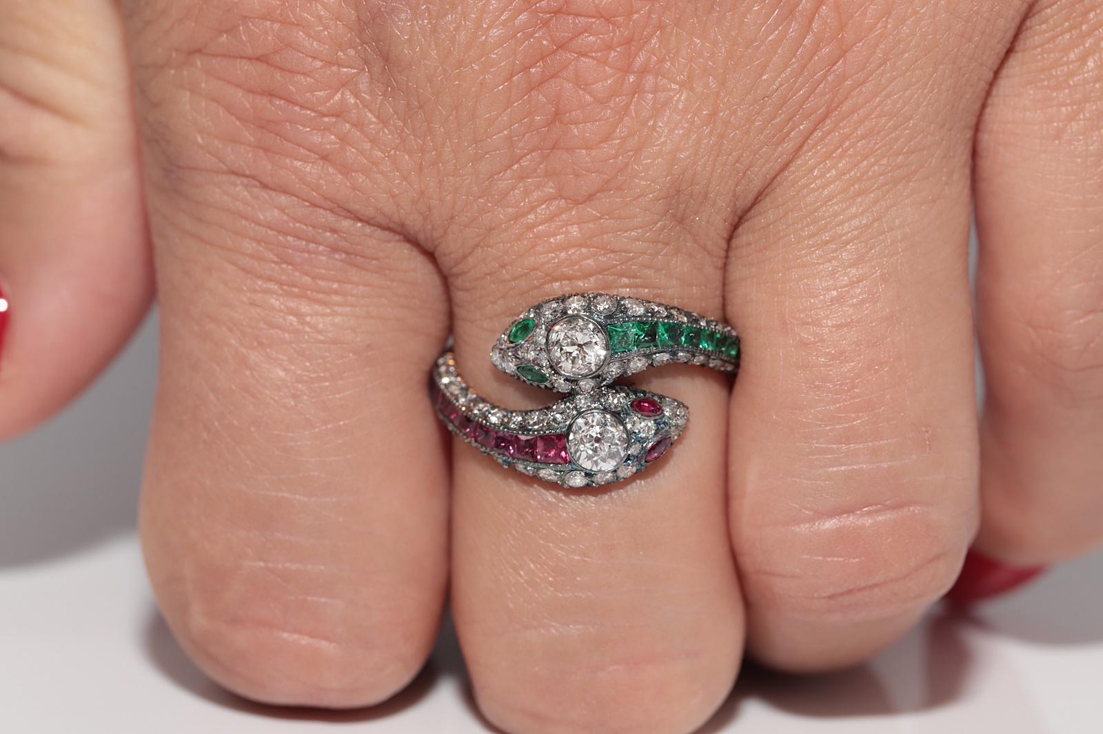 New Made 18k Gold Top Silver Natural Old Cut Diamond And Emerald Ruby Snake Ring en vente 9
