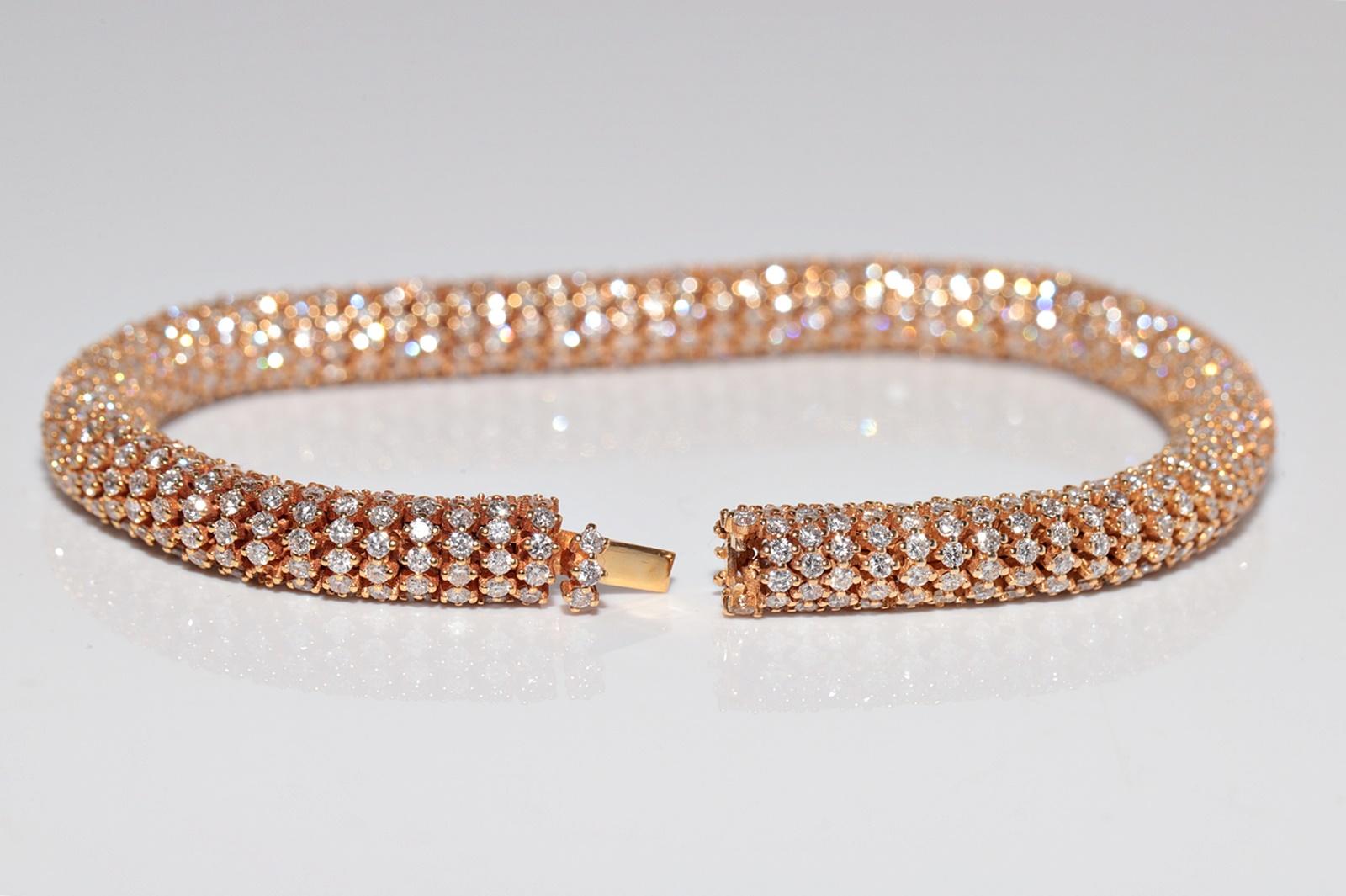 New Made Handcrafted 18k Gold Natural Diamond Decorated Strong Bracelet en vente 5
