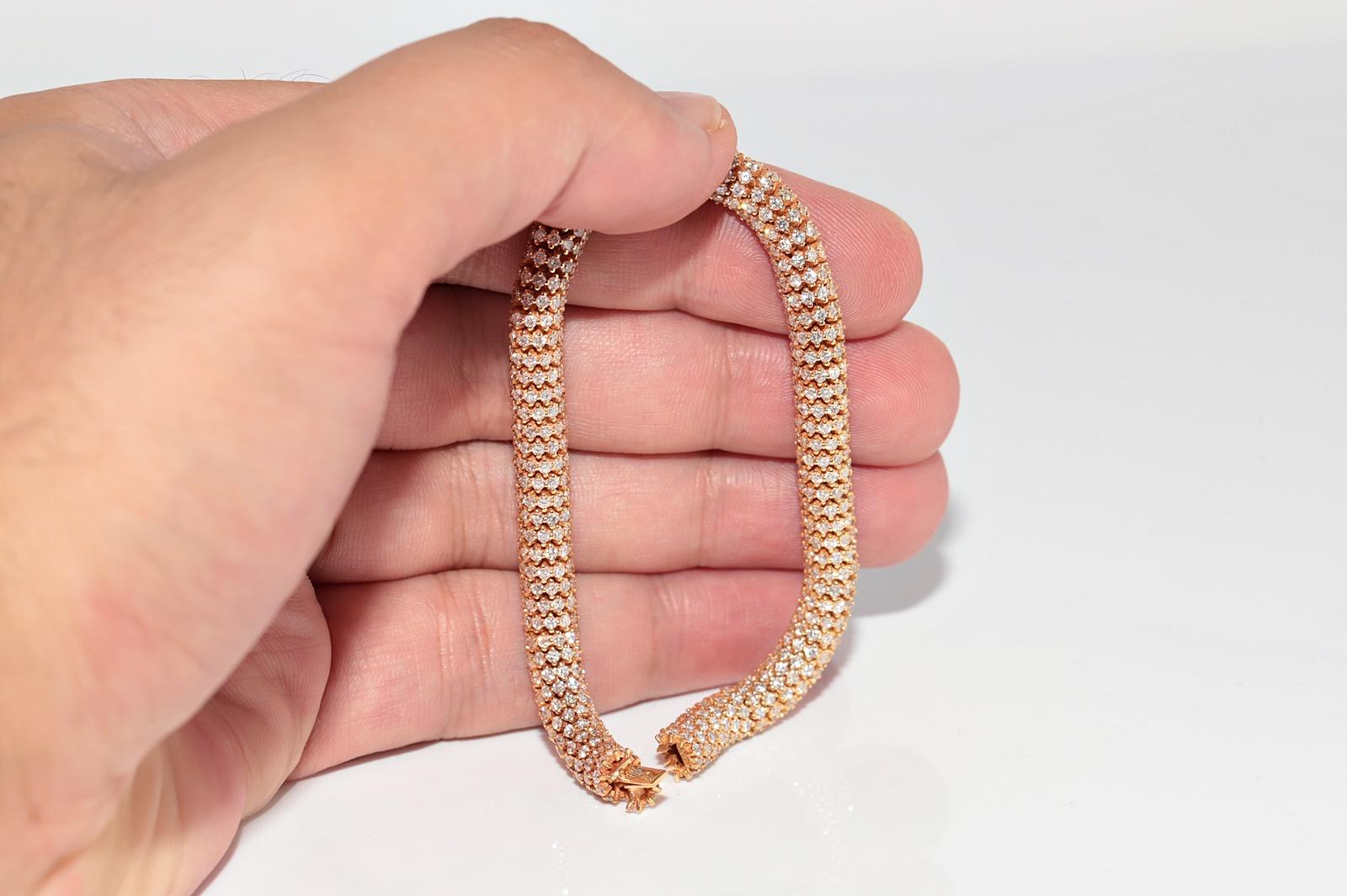 New Made Handcrafted 18k Gold Natural Diamond Decorated Strong Bracelet en vente 7