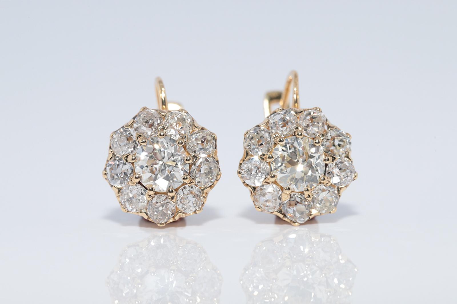 New Made Boucle d
oreille décorée de diamants naturels taille ancienne en or 18k fait à la main en vente