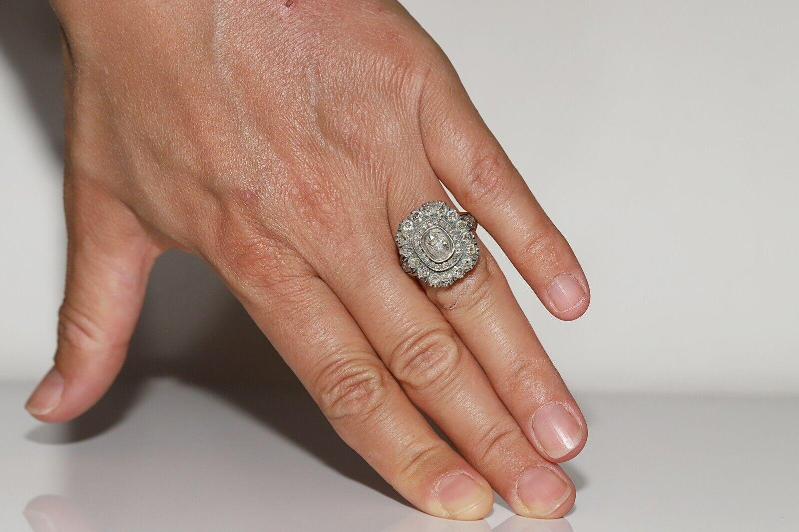 In ottime condizioni.
Il peso totale è di 11,5 grammi.
Diamante taglio rosa totalmente centrale da 0,50 carati.
Totalmente si tratta di un diamante laterale di vecchio taglio  2,62 carati.
Il diamante ha un colore H-I-J e una purezza vs-s1-s2-s3.
La