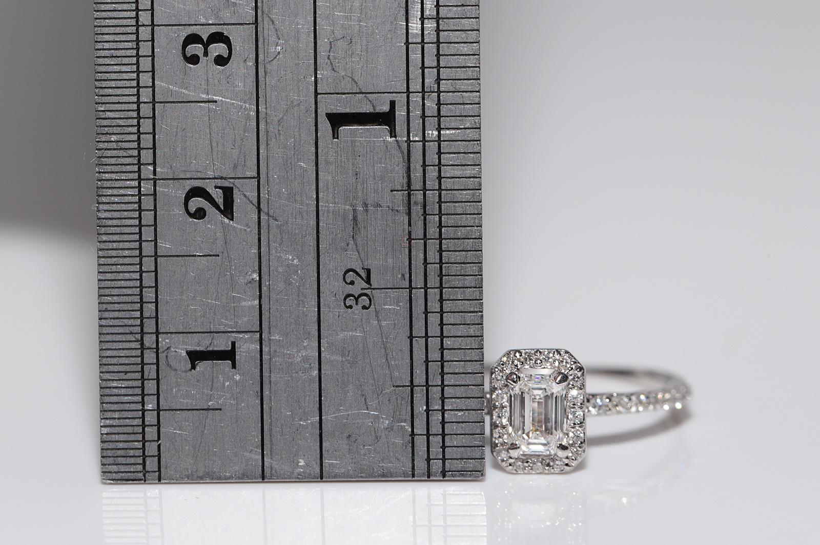 Anello solitario con diamante naturale taglio baguette in oro 14k di nuova produzione In condizioni buone in vendita a Fatih/İstanbul, 34