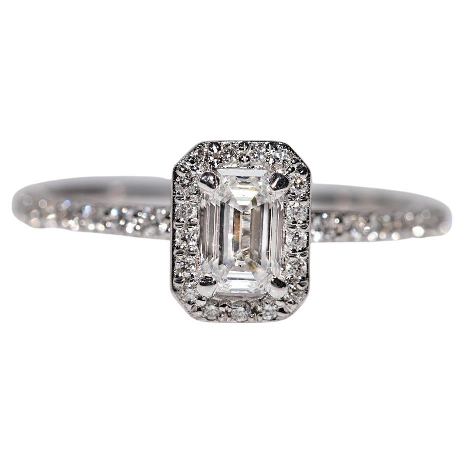 Anello solitario con diamante naturale taglio baguette in oro 14k di nuova produzione in vendita