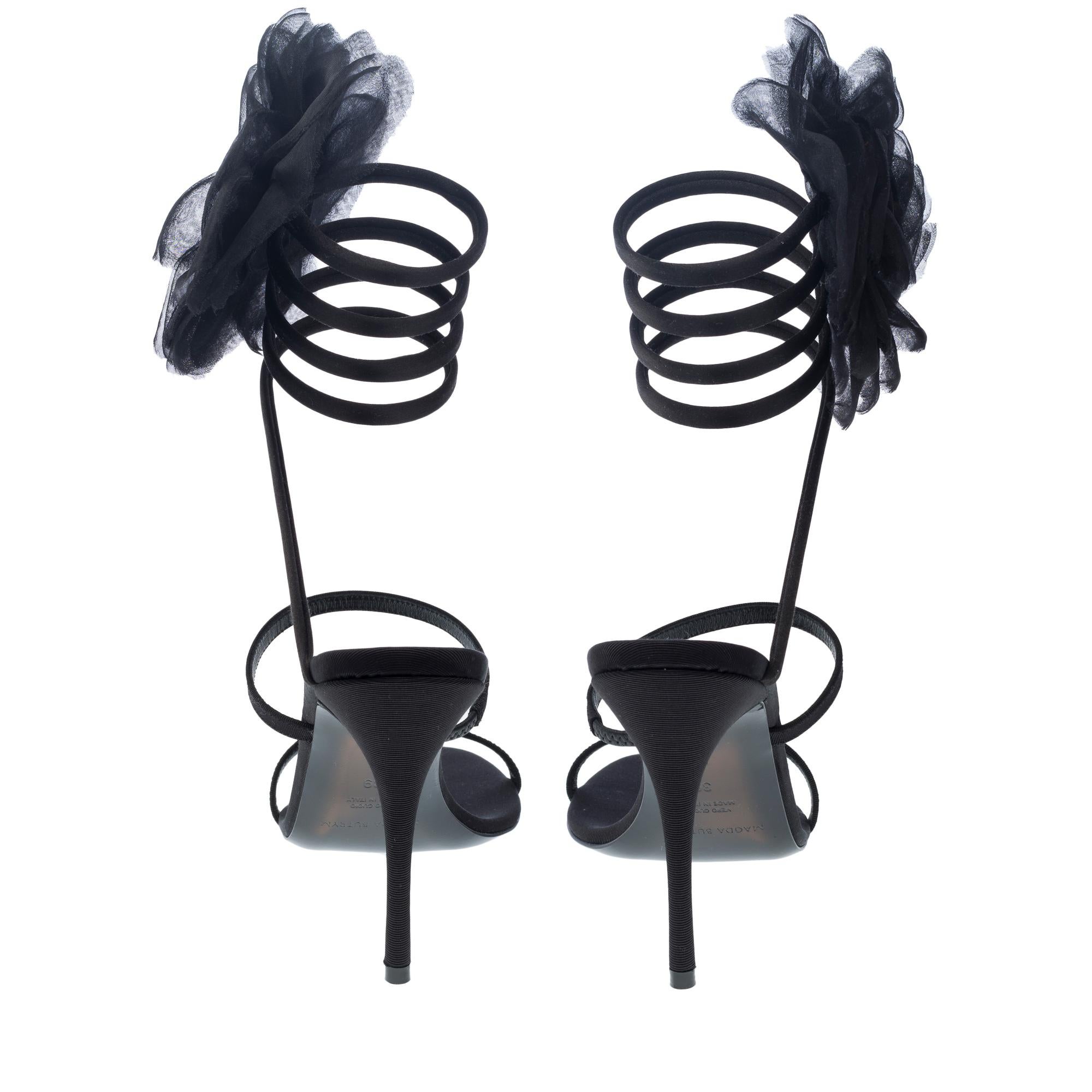 New Magda Butrym Peep Toe Mules in black satin , Size 39 In New Condition For Sale In Paris, IDF