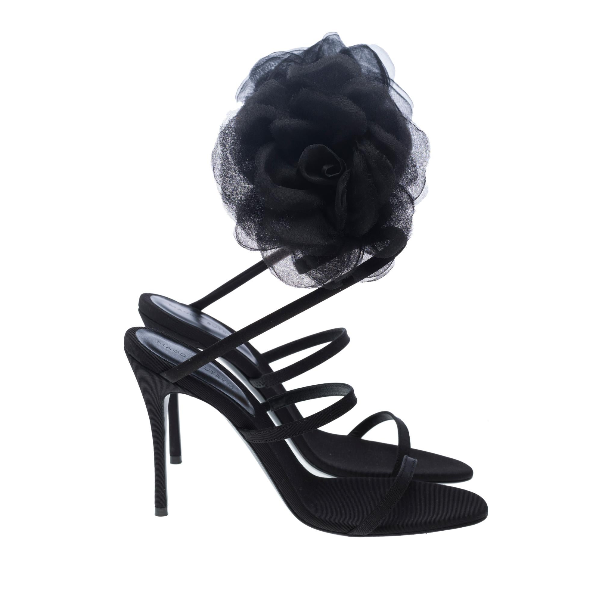 New Magda Butrym Peep Toe Mules in black satin , Size 39 For Sale 2
