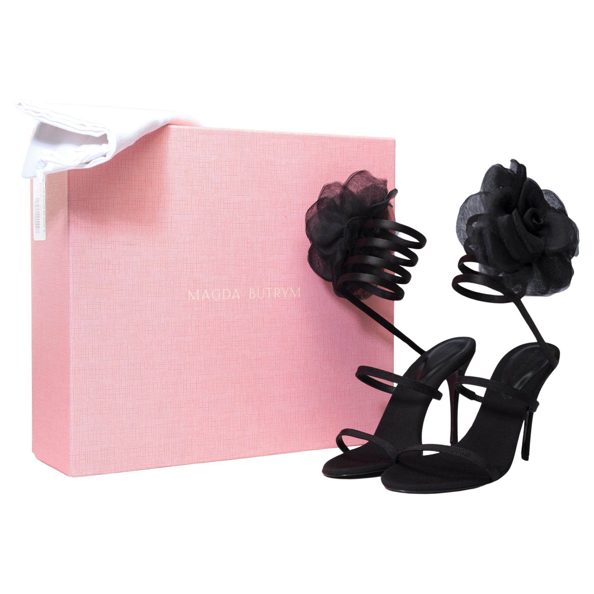 Nouveau Magda Butrym Peep Toe Mules en satin noir , Taille 39