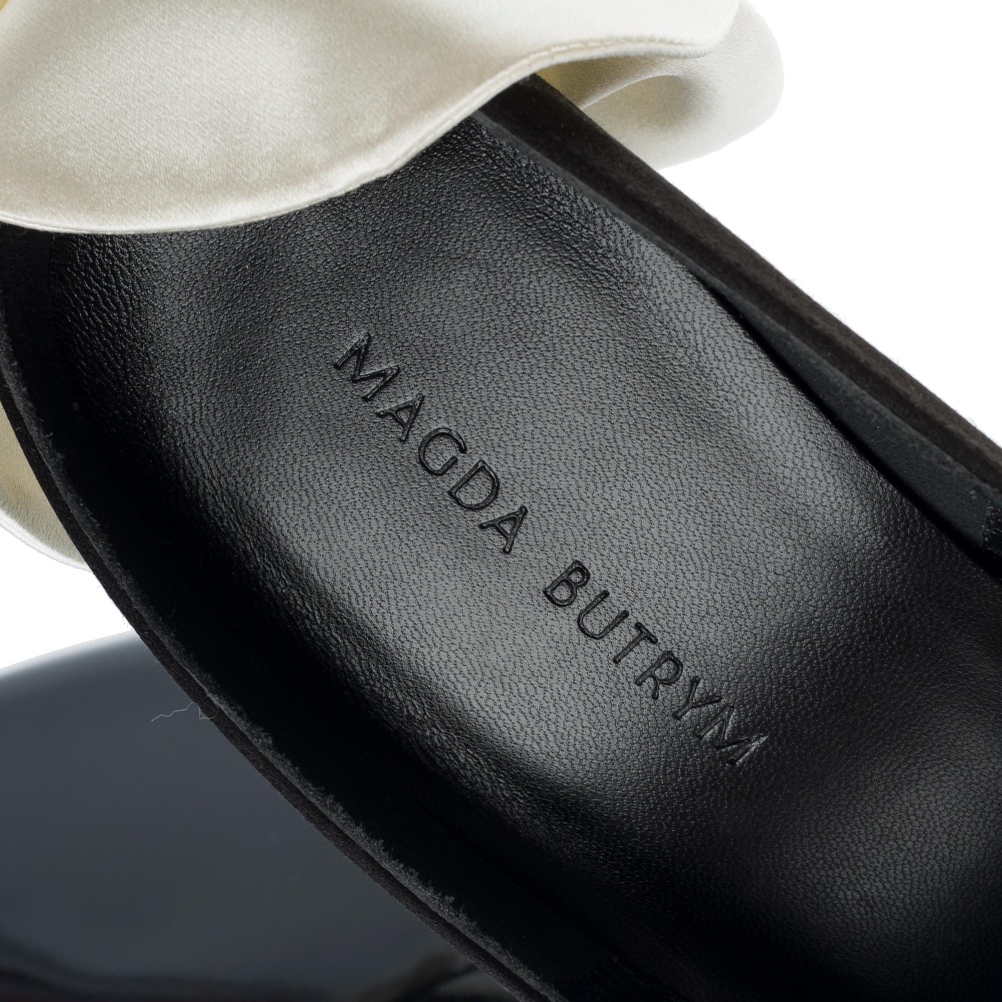 New Magda Butrym Spiral Sandals Black Flower , Size 39 For Sale 3