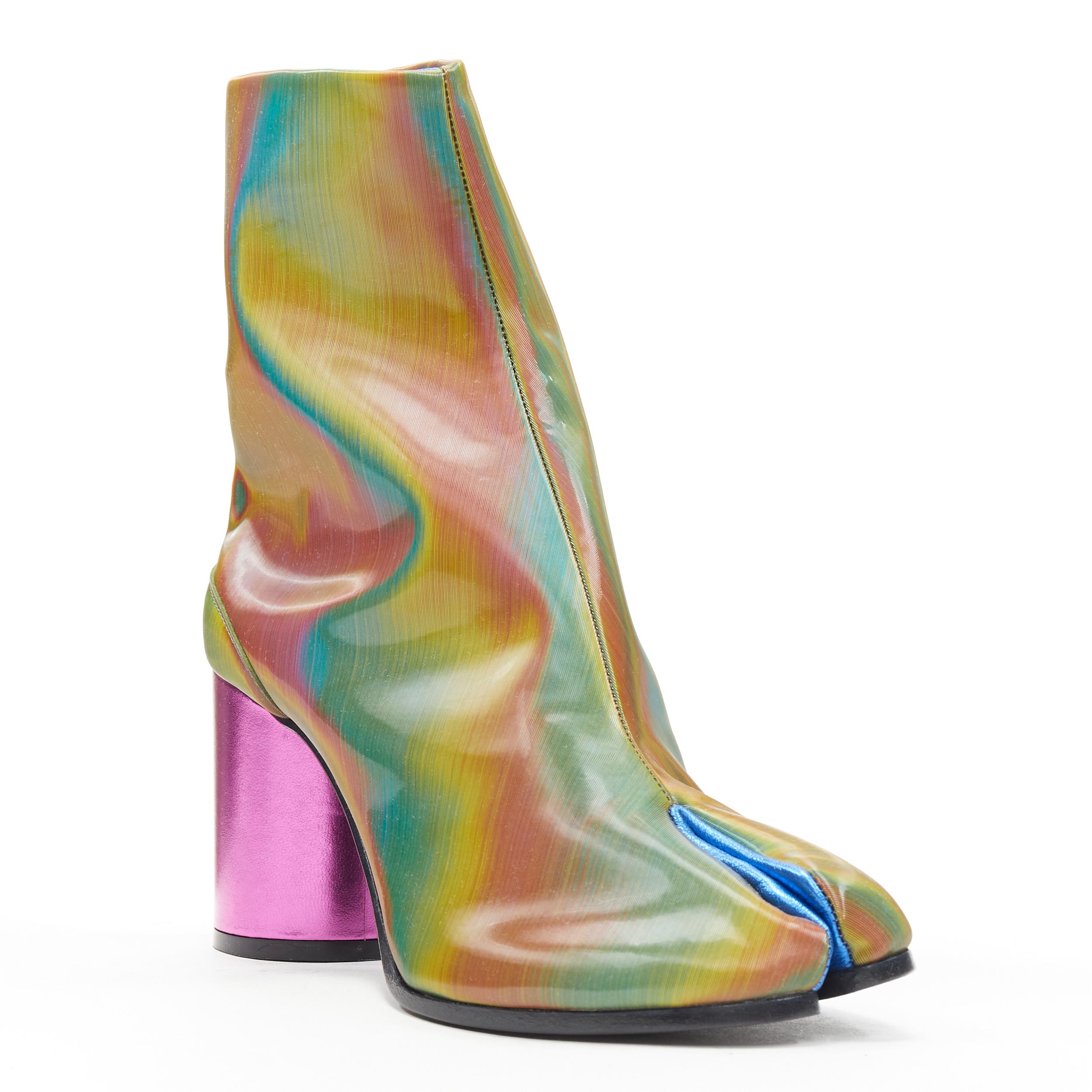 new MAISON MARGIELA 2019 Tabi holographic pink heel split toe camel boot EU39 
Reference: TGAS/B01179 
Brand: Maison Margiela 
Designer: Maison Margiela 
Material: Fabric 
Color: Multicolour 
Pattern: Solid 
Closure: Hook & Loop 
Extra Detail: