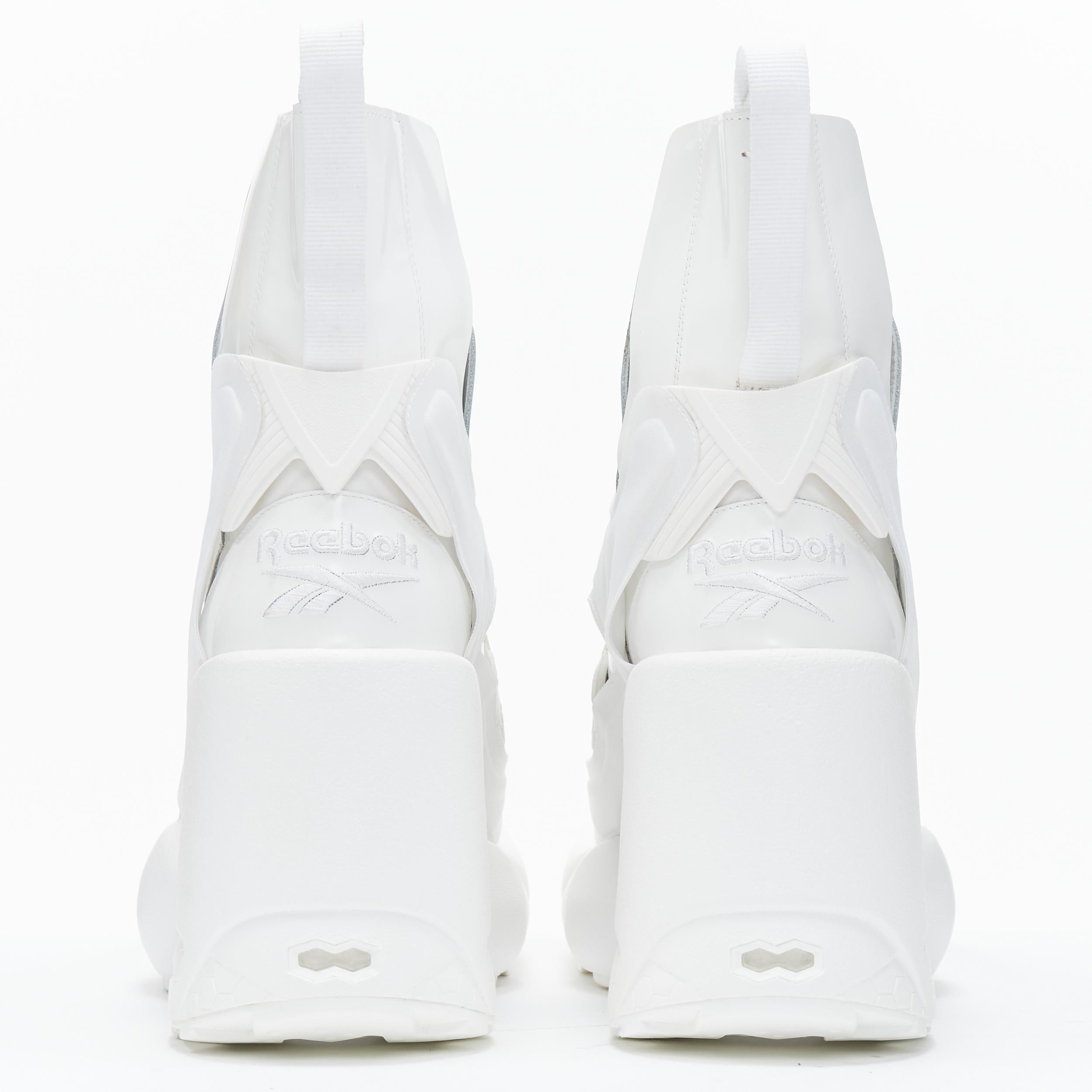 new MAISON MARGIELA REEBOK 2020 Runway Tabi Instapump white sneaker boot EU36 In New Condition In Hong Kong, NT
