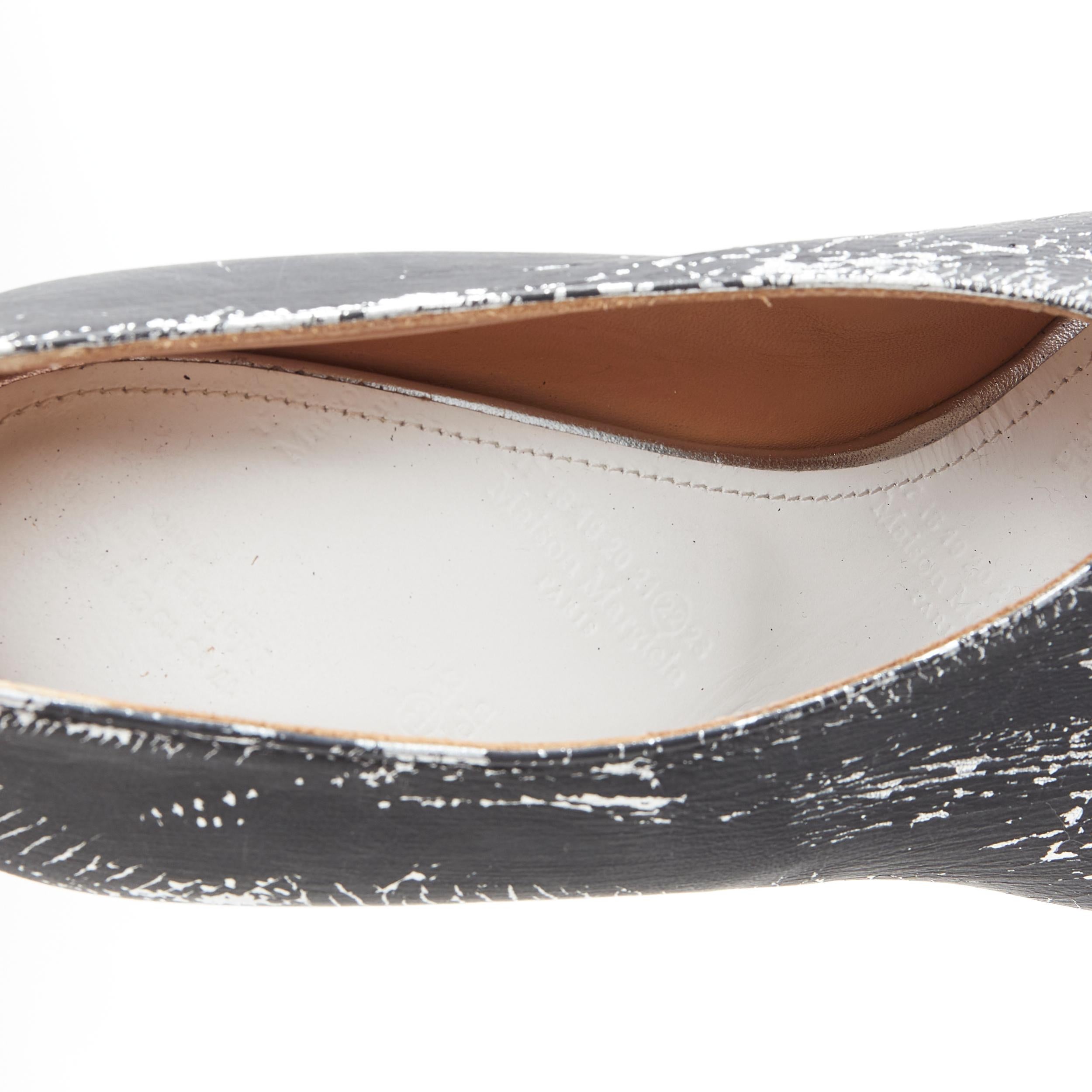 new MAISON MARGIELA Tabi split camel toe black silver paint ankle pump EU36 2