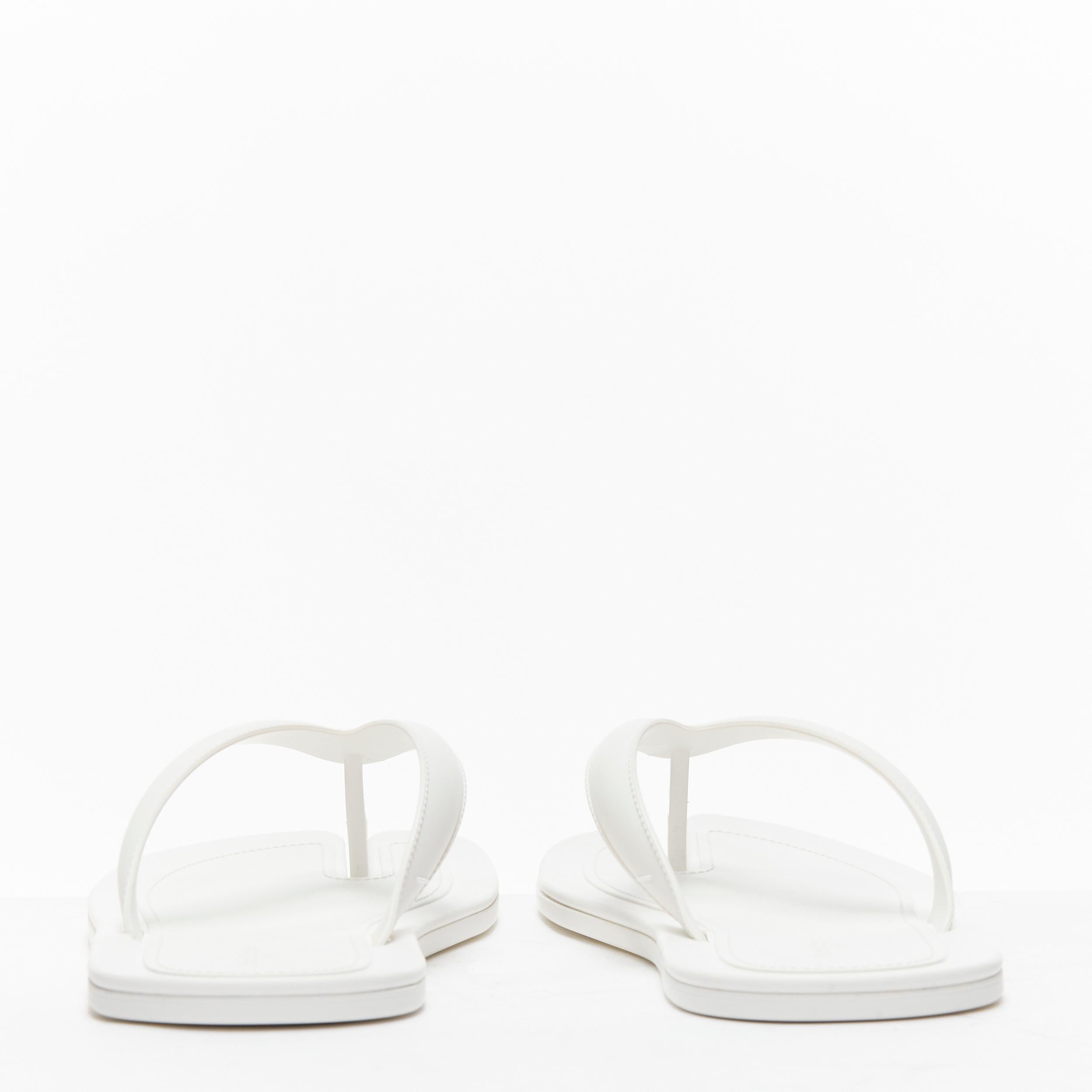 new MAISON MARGIELA Tabi white topstitch rubber flip flop thongs sandals EU39 For Sale 1