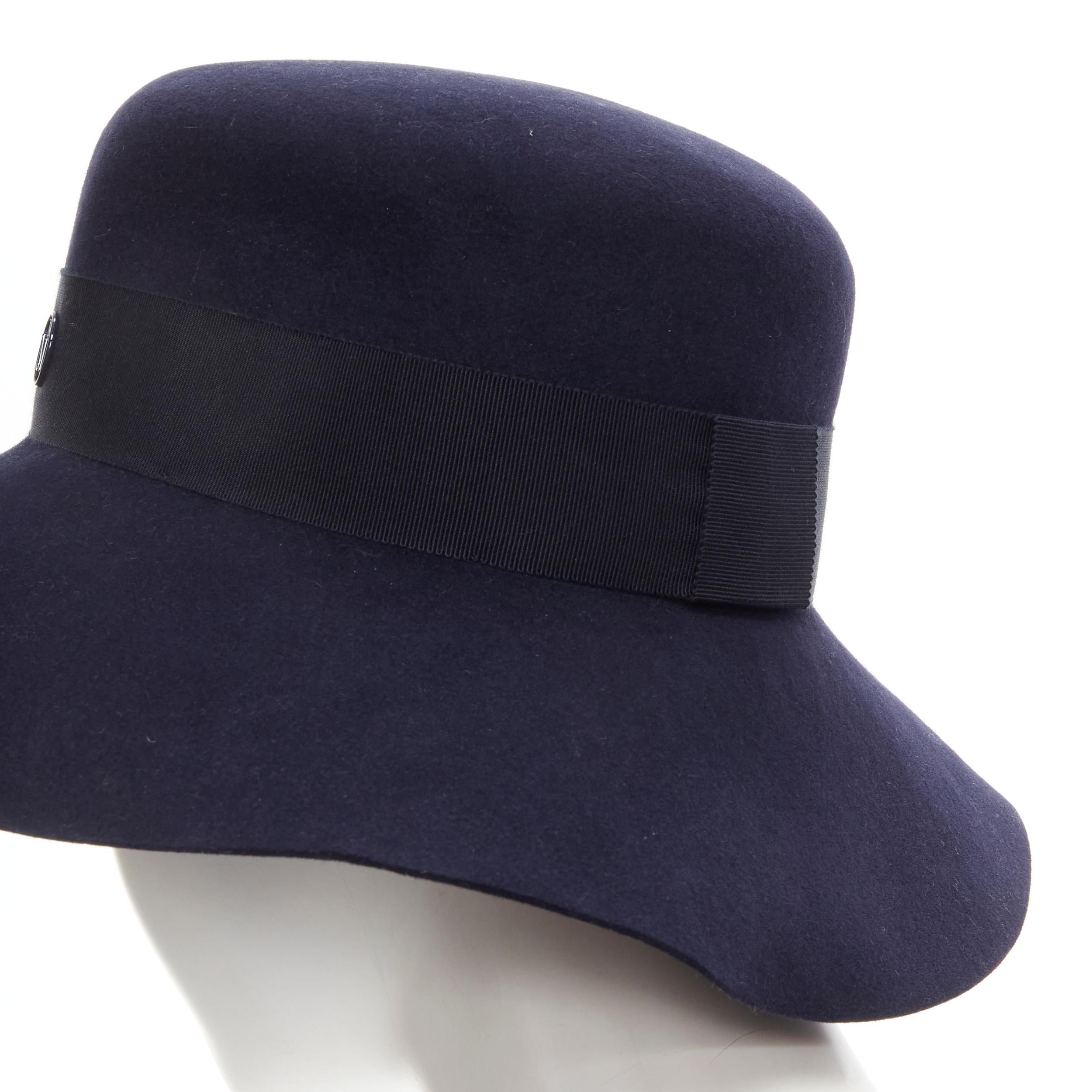 Gray new MAISON MICHEL navy blue black grosgrain M logo detail fedora hat S 56cm For Sale