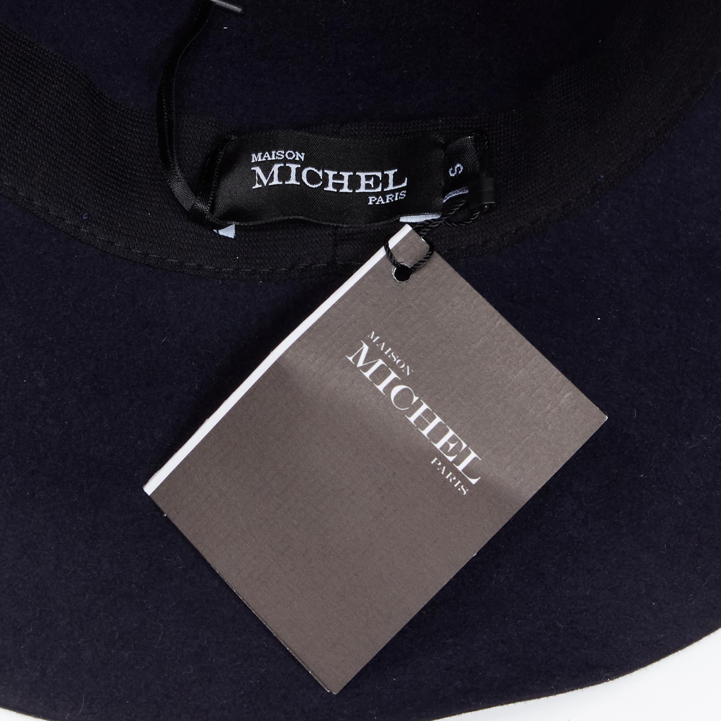 new MAISON MICHEL navy blue black grosgrain M logo detail fedora hat S 56cm In New Condition For Sale In Hong Kong, NT
