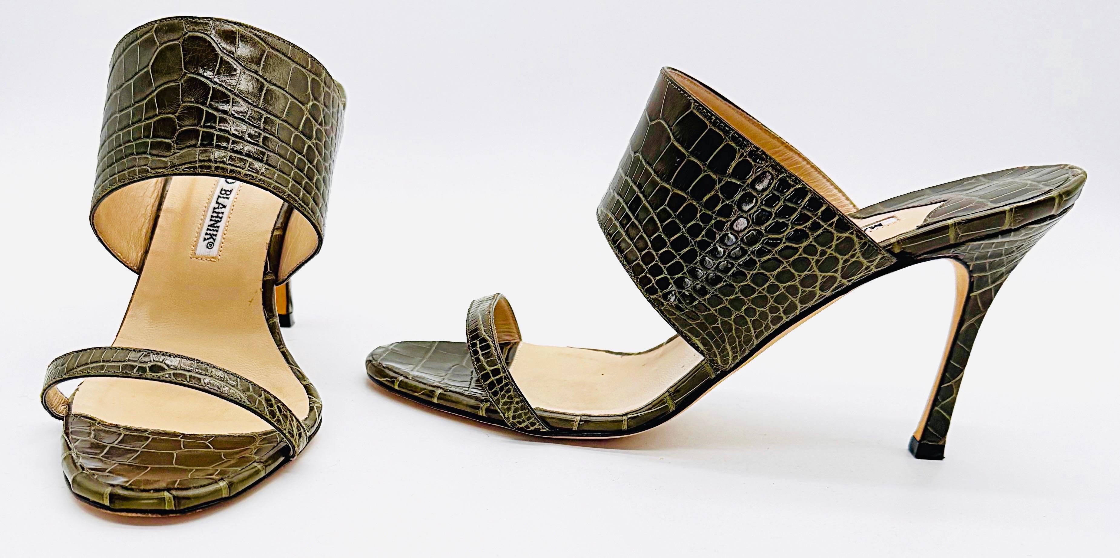 New Manolo Blahnik $2, 900 Size 39.5 Genuine Alligator Olive Green Heels Sandals For Sale 1