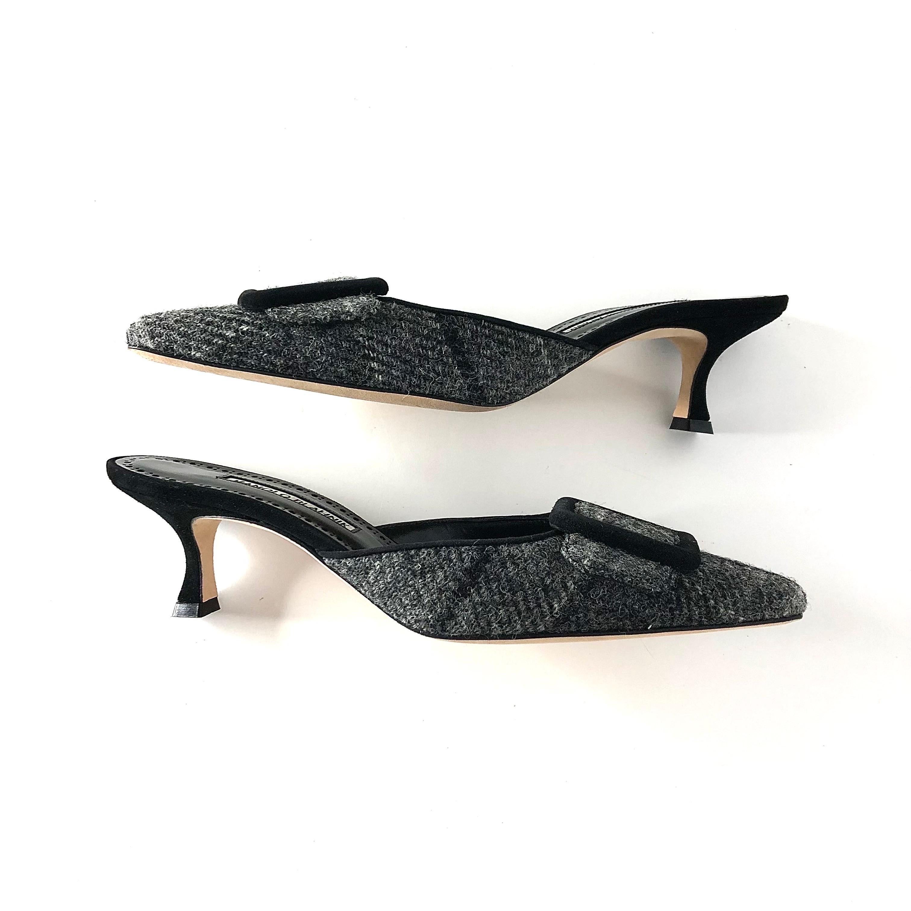 Nero NUOVO Manolo Blahnik Maysalebi Tweed Slip On Kitten Heel Pointed Toe Mules 39 in vendita