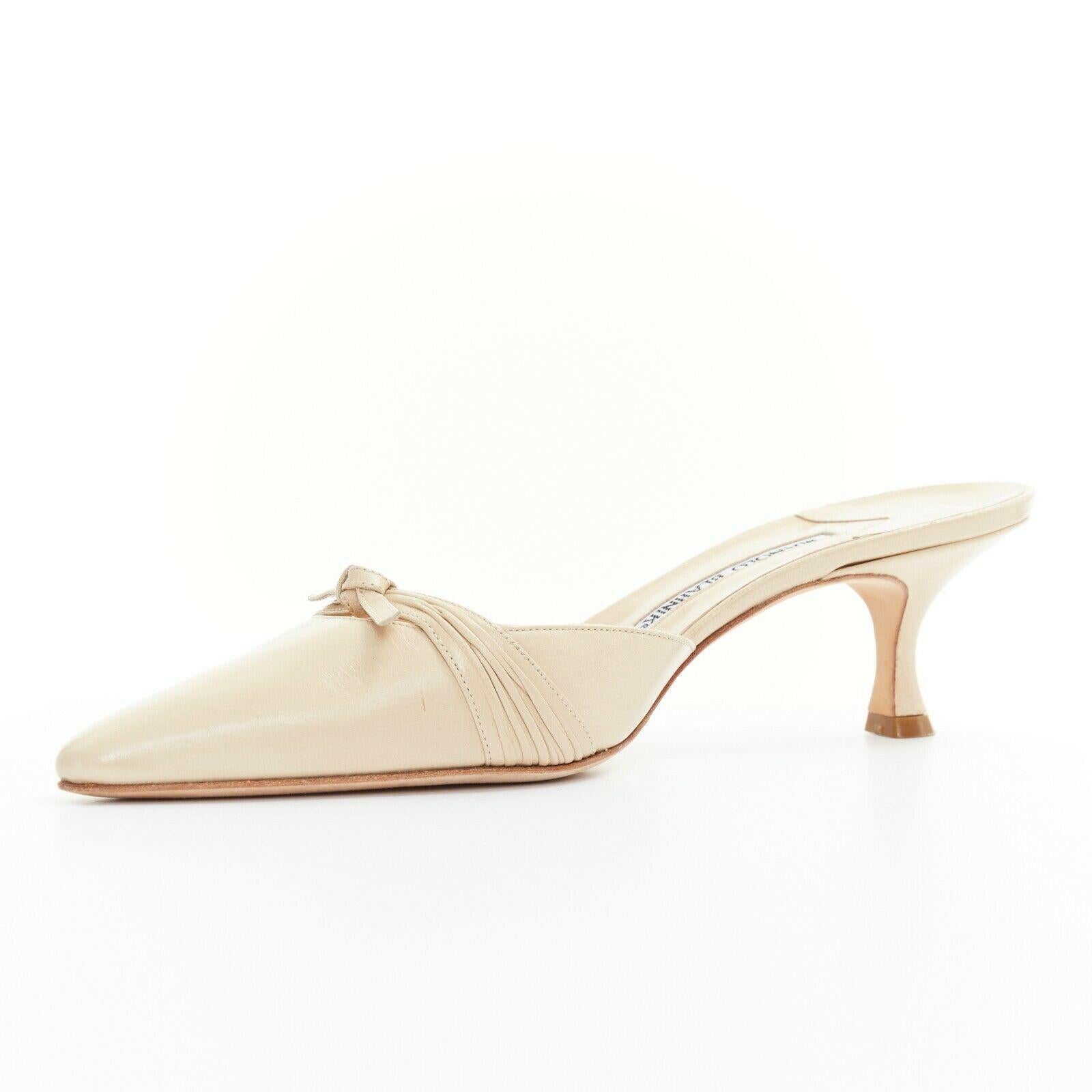 Beige new MANOLO BLAHNIK nude bow point toe slip on curved kitten heel mule EU38