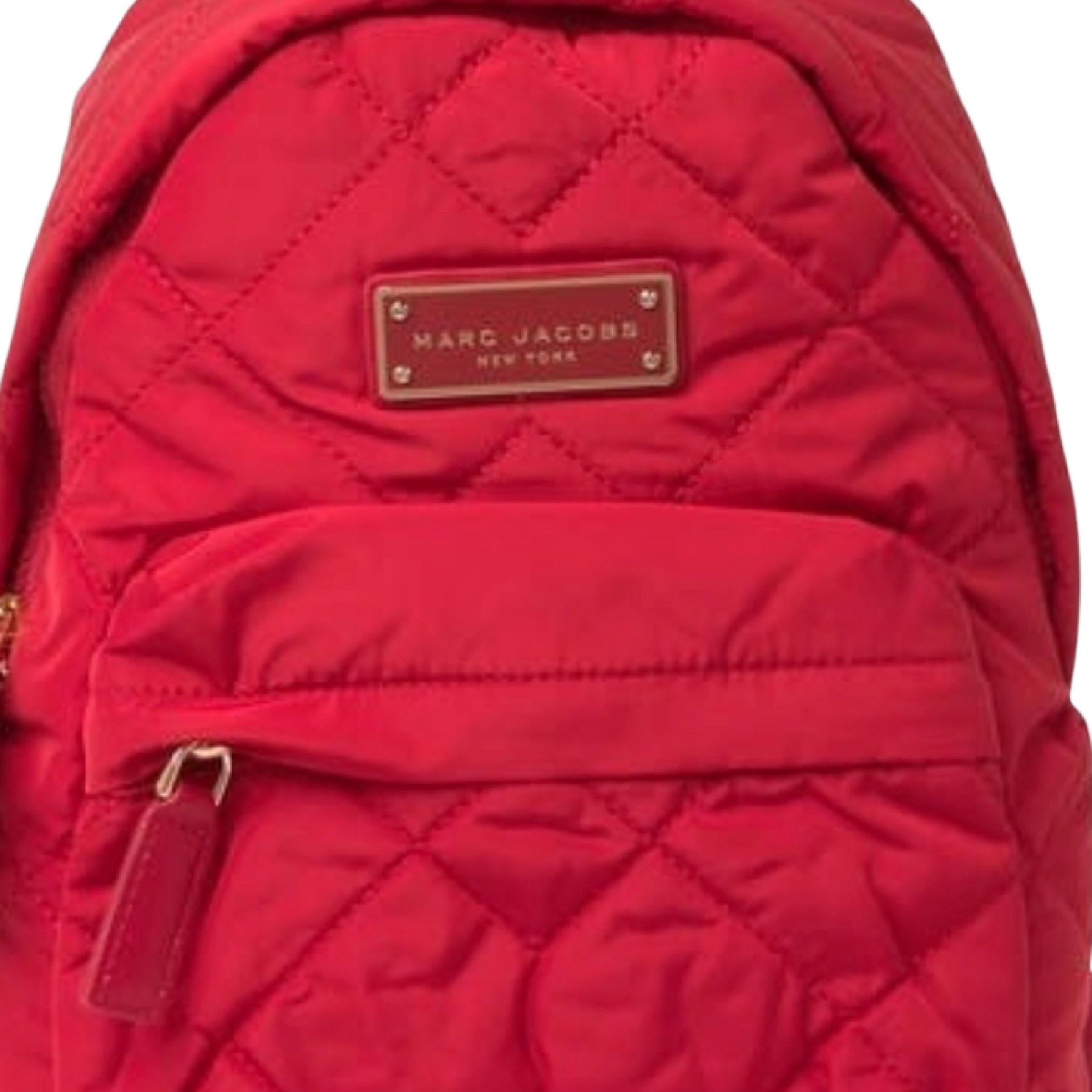 NEU Marc Jacobs Rote gesteppte Nylon-Mini-Rucksack-Tasche 3