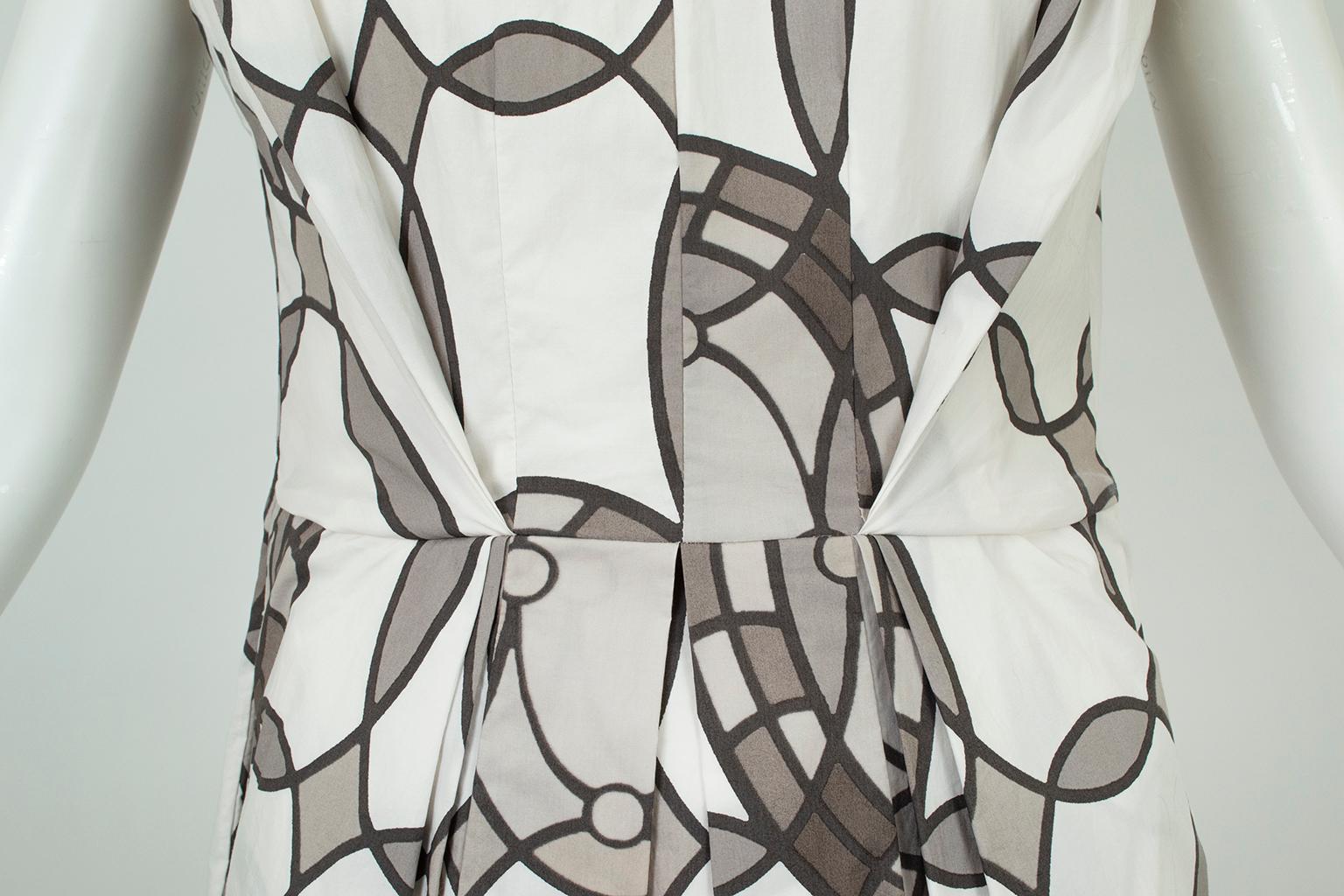 New Marni White, Gray Kaleidoscope Print V Neck Sack Dress – It 36-42 / M, 2000s For Sale 4