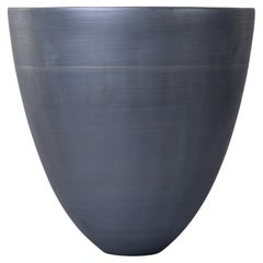 Nuova ciotola media a forma di tazza di Rina Menardi nera