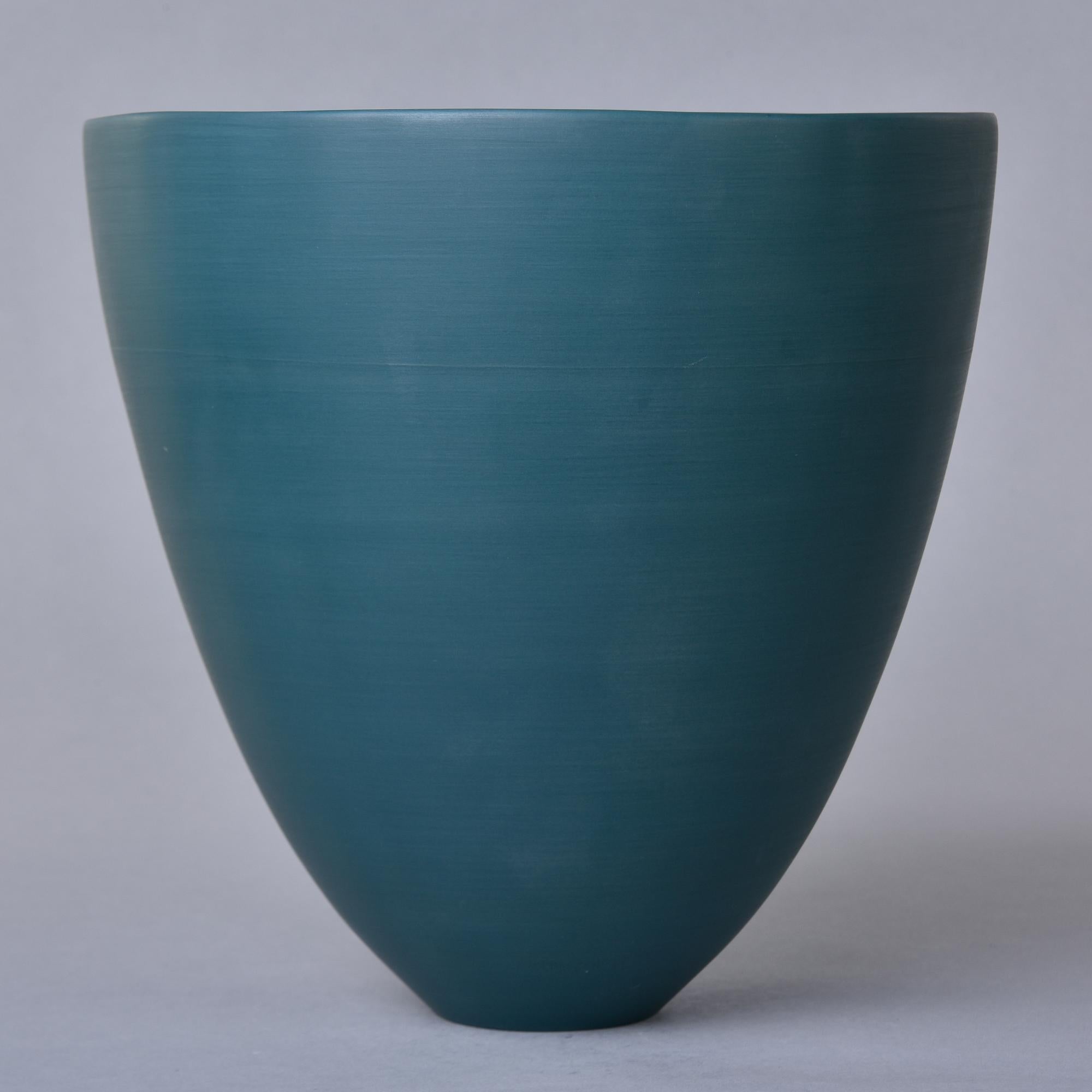 Mid-Century Modern New Medium Rina Menardi Mint Cup Shape Bowl (bol en forme de coupe à la menthe) en vente