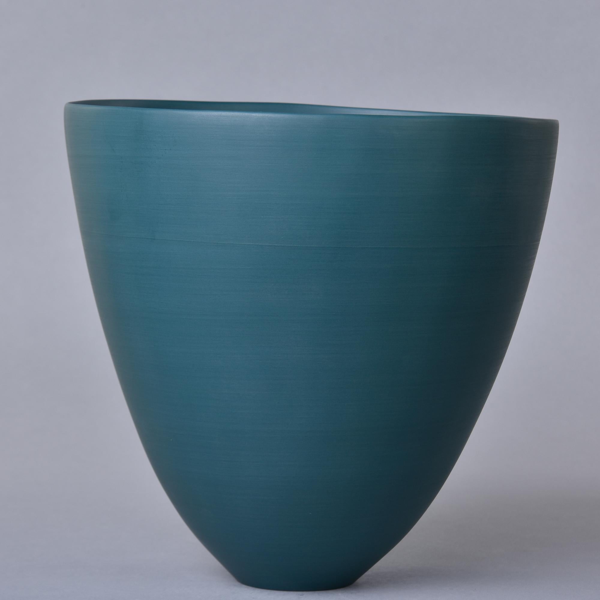 italien New Medium Rina Menardi Mint Cup Shape Bowl (bol en forme de coupe à la menthe) en vente