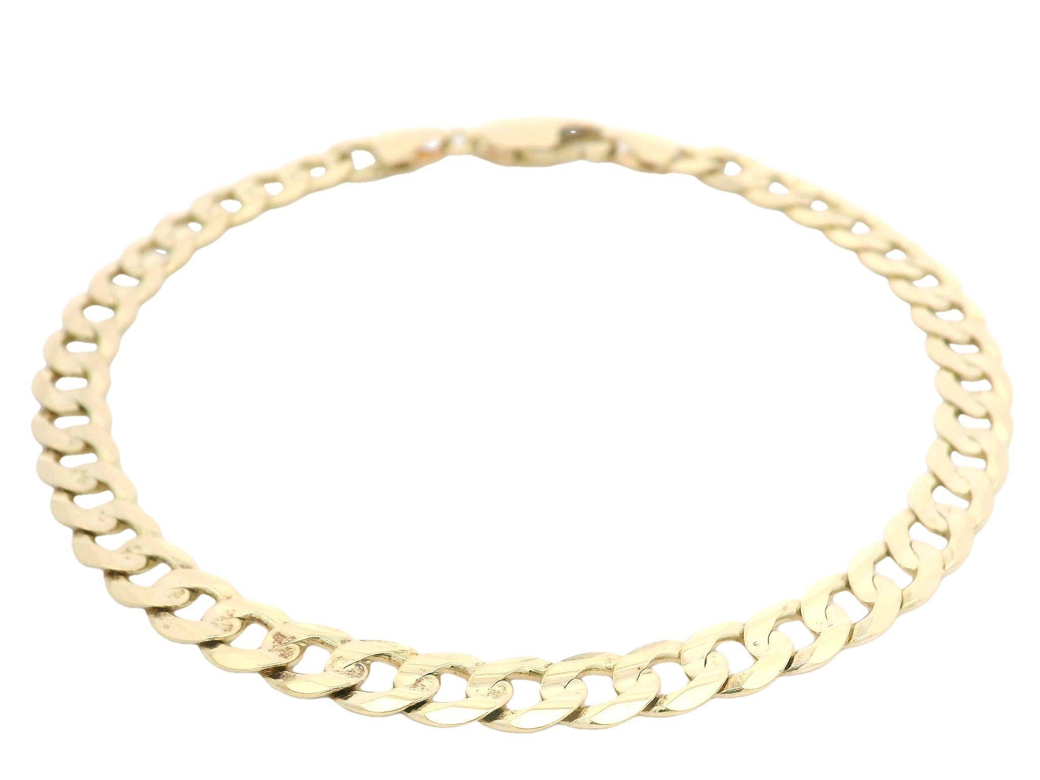 MATERIAL : Or jaune 14k massif
Poids : 9,09 grammes
Type de chaîne : Maillon cubain
Longueur de la chaîne : S'adapte confortablement à un poignet de 8 pouces (mesure à côté d'une règle).
Largeur de la chaîne : 5.6 mm (environ)
Épaisseur de la chaîne