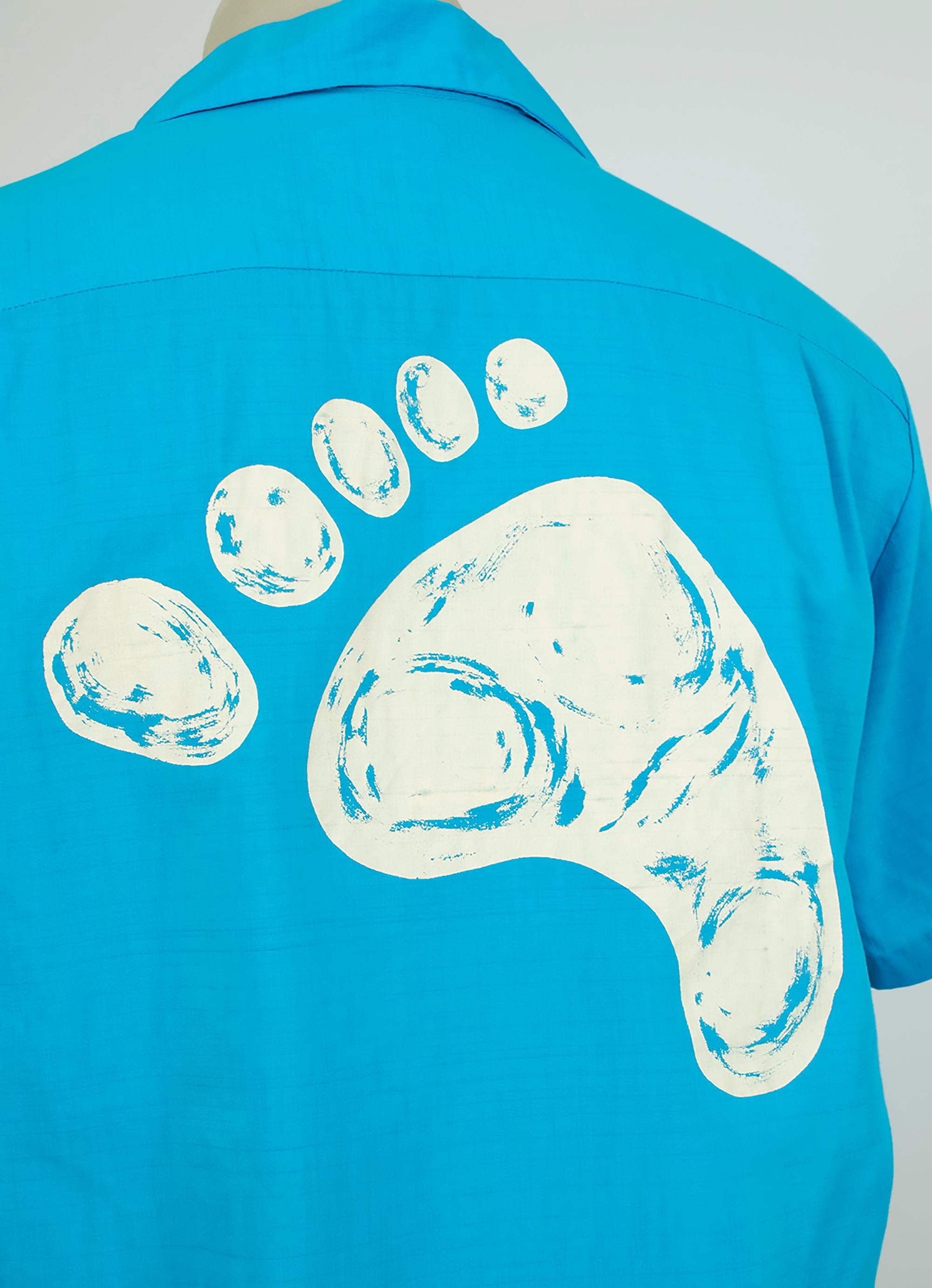 New Men's Turquoise Iolani Sportswear Hawaiian Footprint Surf Shirt - S, 1950s For Sale 1