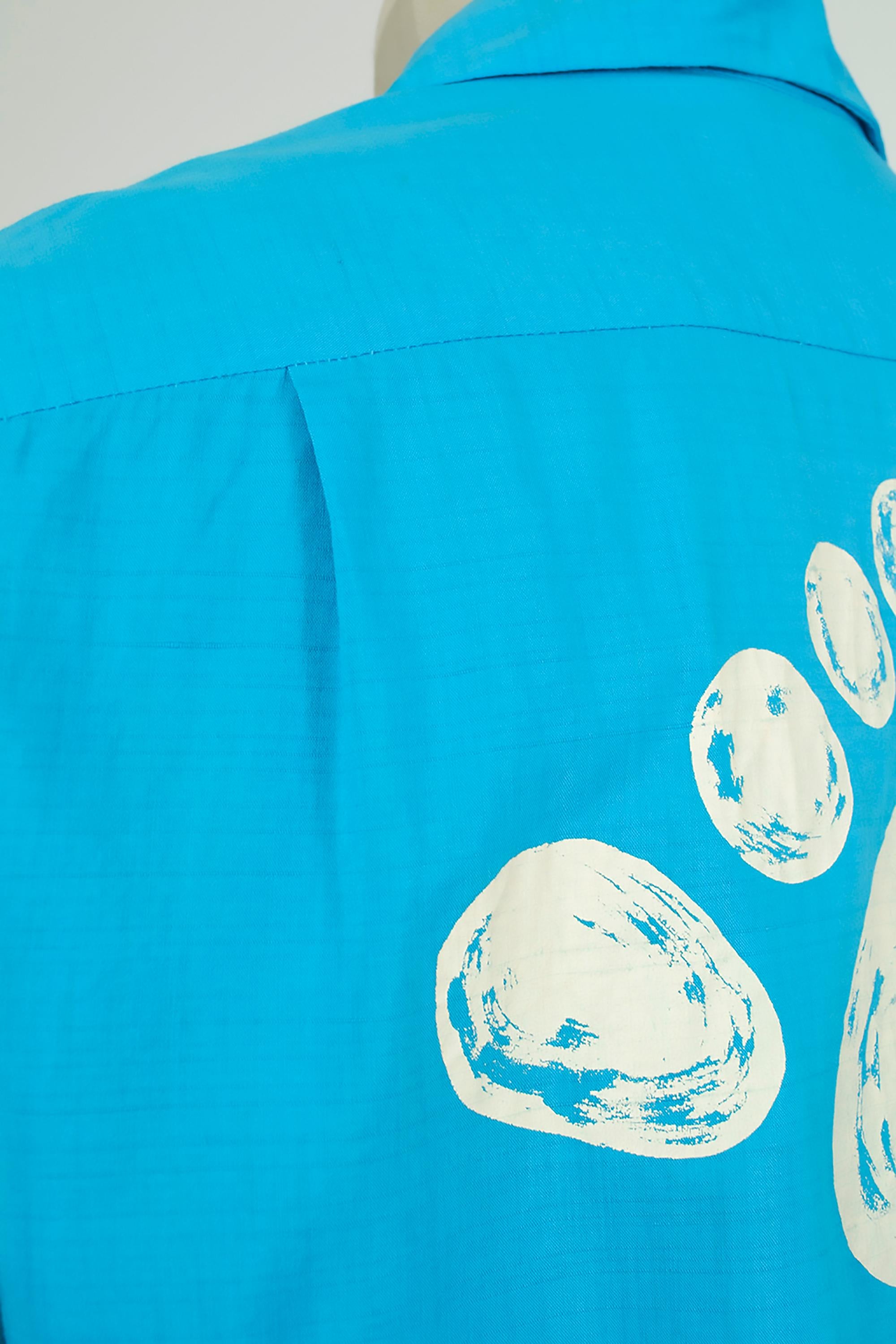New Men's Turquoise Iolani Sportswear Hawaiian Footprint Surf Shirt - S, 1950s For Sale 2