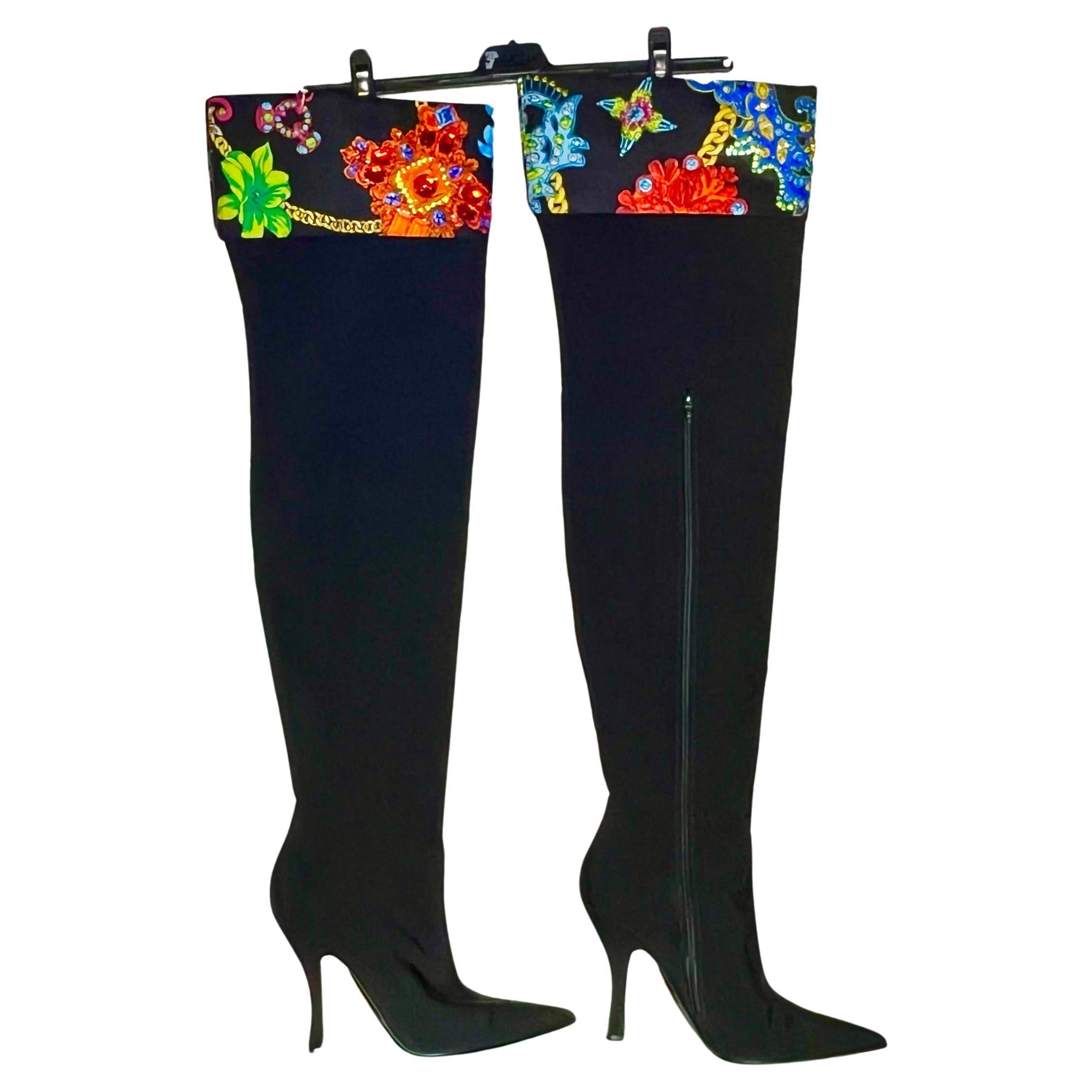 NEW Menswear 2019 VERSACE BLACK INVERTED HEART JEWEL EMBELLISHED BOOTS 40 - 10 For Sale