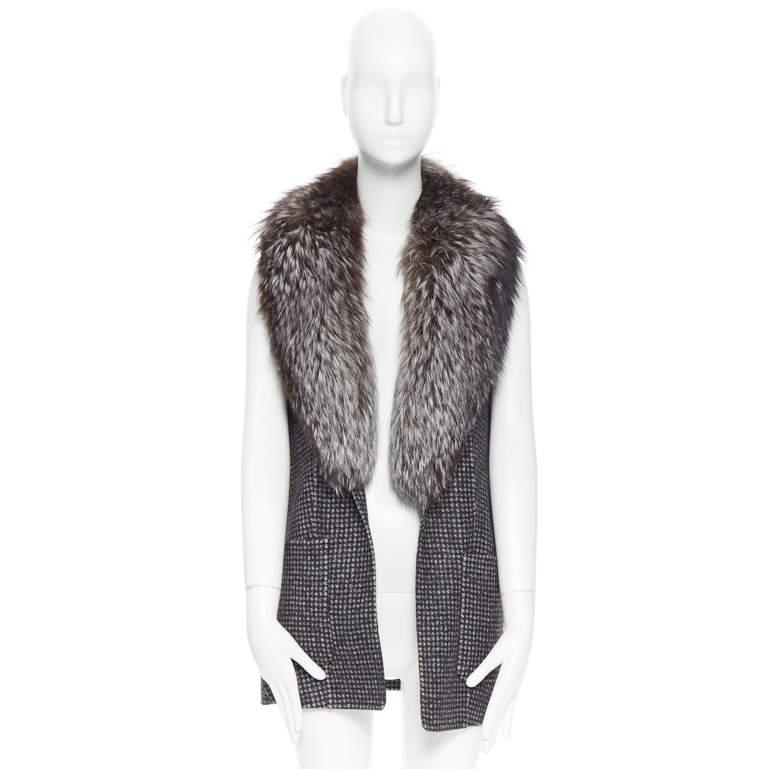 sweater vest with fur collar