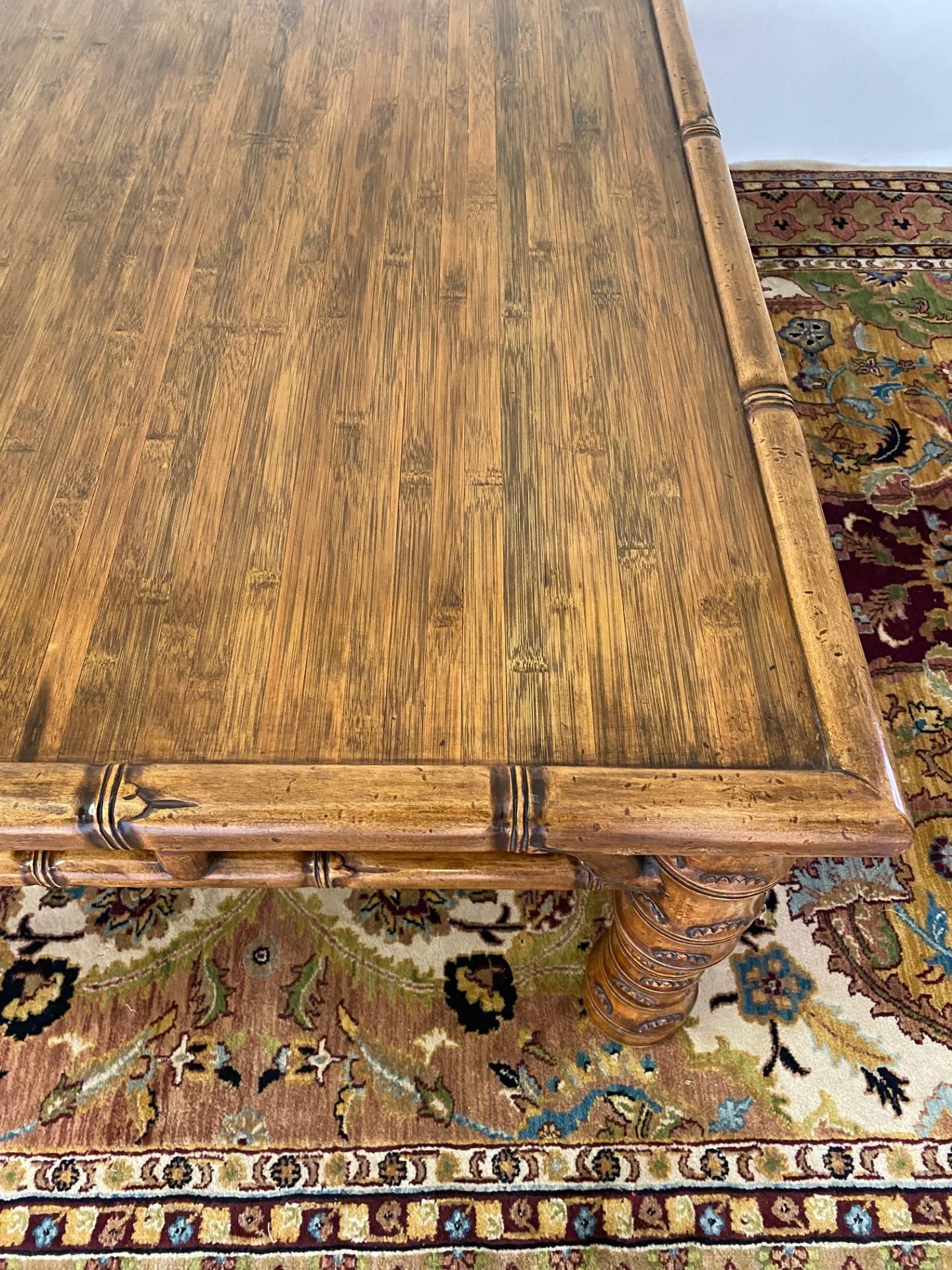 Nouvelle table basse rectangulaire en érable et faux bambou de style Ming, en stock 3