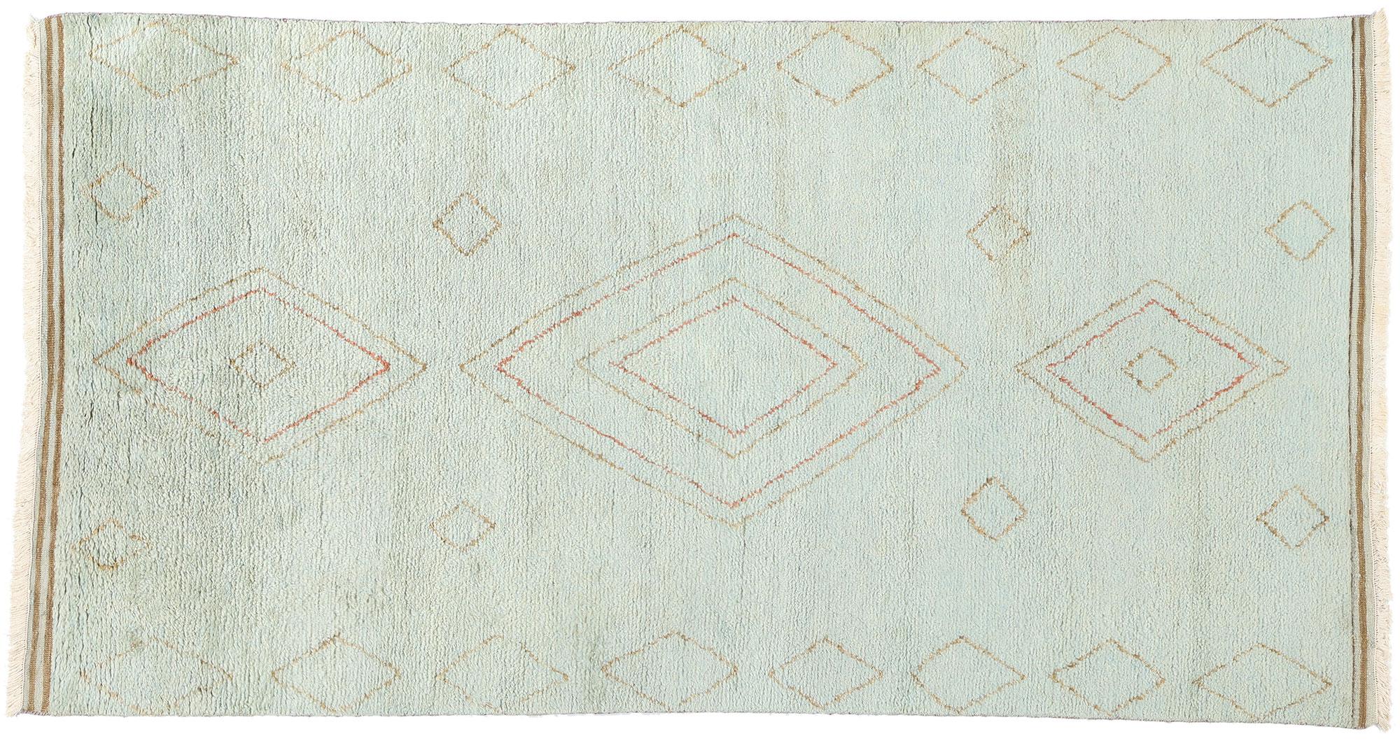 New Mint Whisper Diamonds Contemporary Moroccan Area Rug im Angebot 2