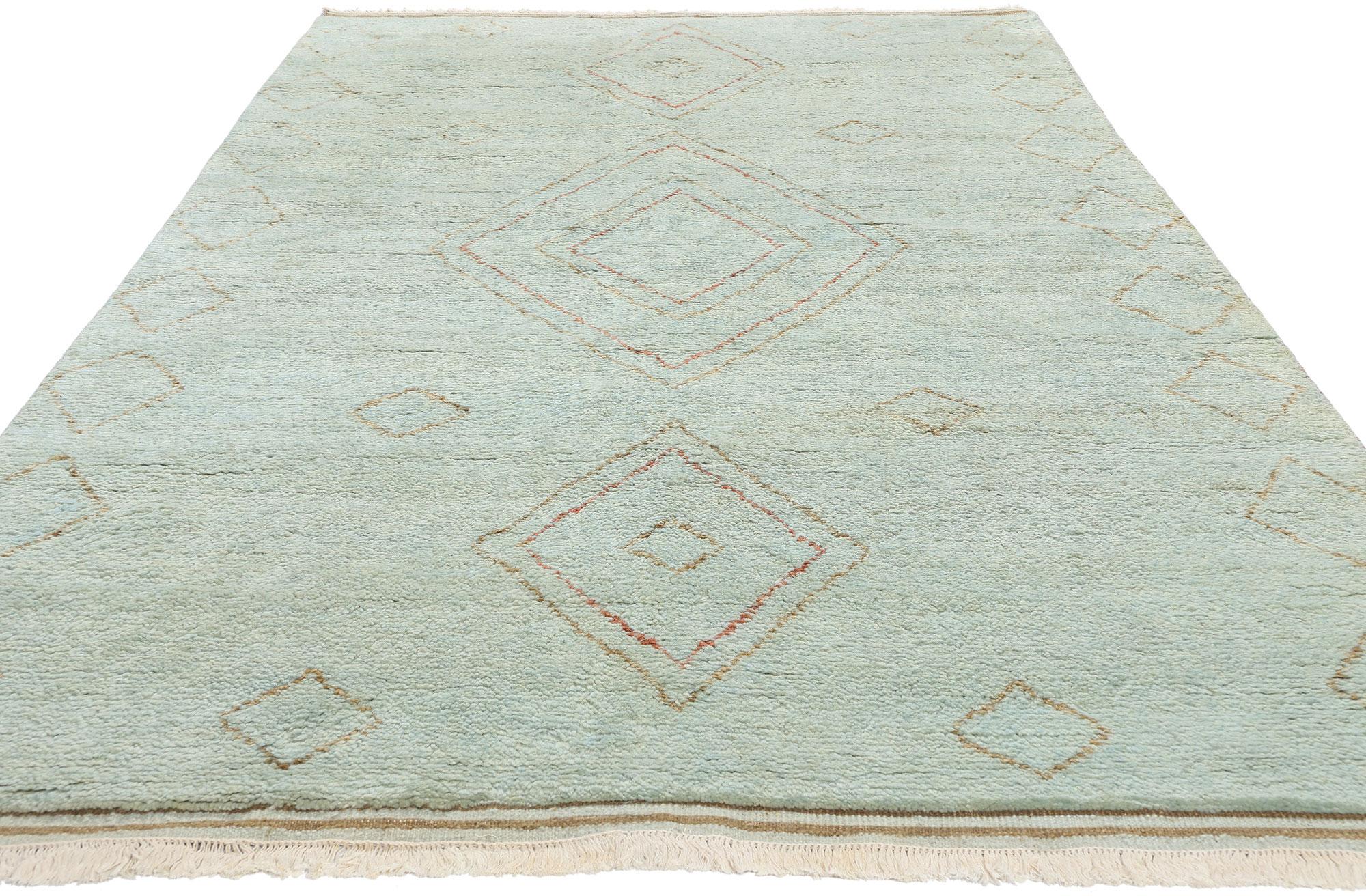 New Mint Whisper Diamonds Contemporary Moroccan Area Rug (Böhmisch) im Angebot