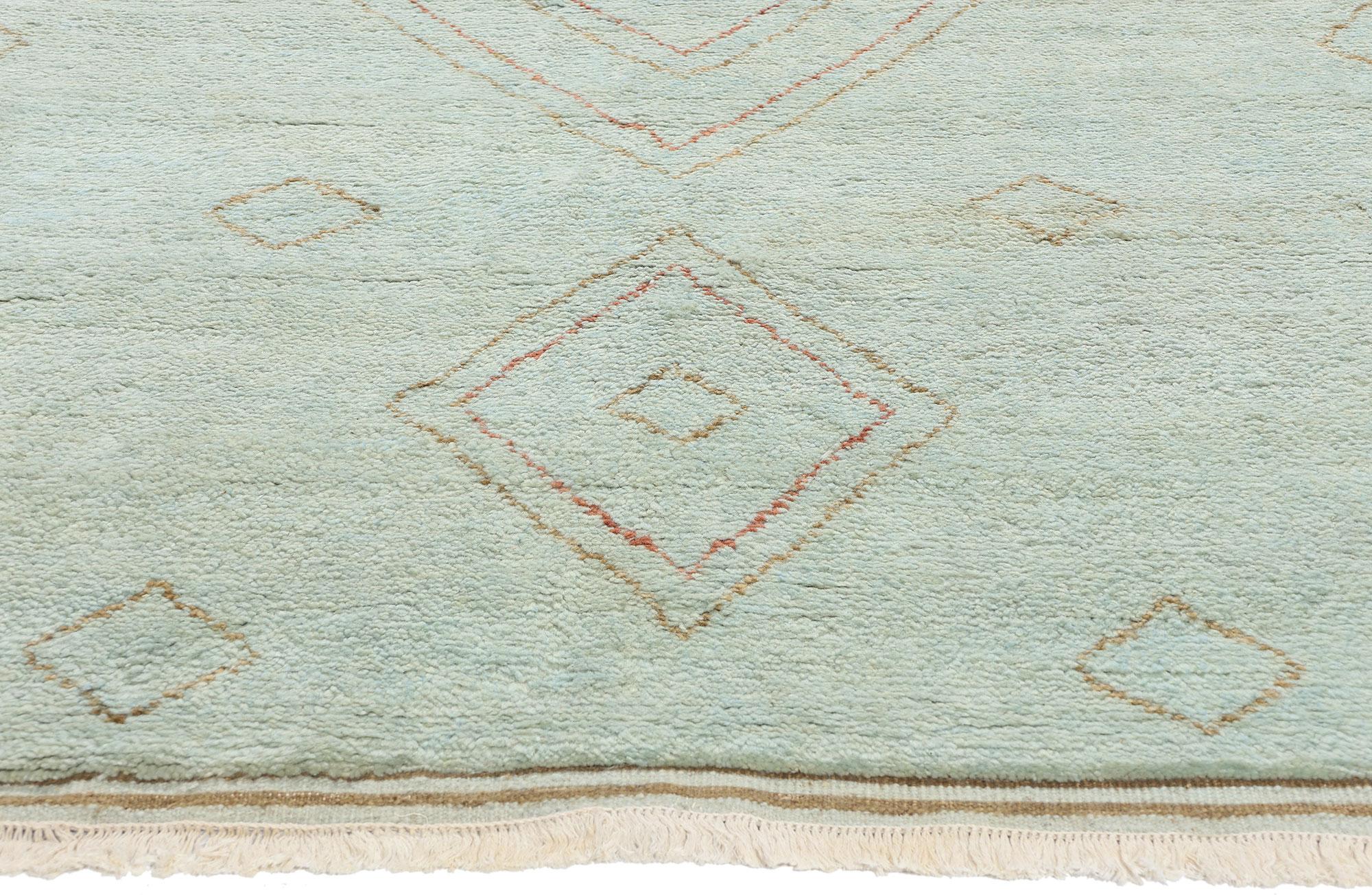 New Mint Whisper Diamonds Contemporary Moroccan Area Rug (Indisch) im Angebot