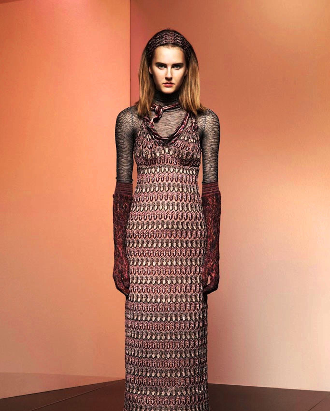 UNWORN Missoni Chain Metallic Crochet Knit Maxi Dress Evening Gown 42 In Good Condition In Switzerland, CH
