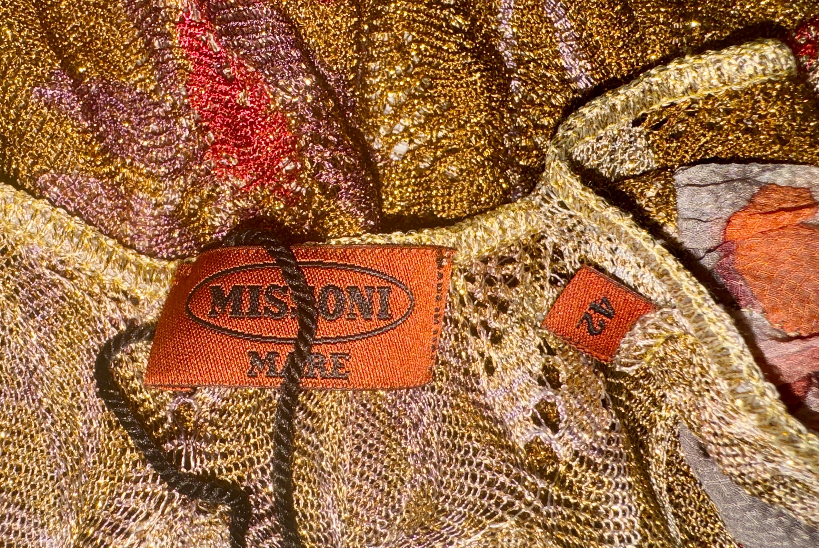 Combinaison-jupe Missoni or métallique crochetée imprimée florale 42 en vente 1