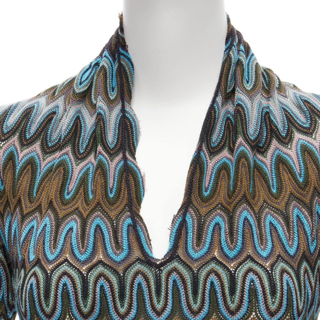 new MISSONI multicolour graphic chevron knit V-neck long sleeve sweater top IT40 S
Reference: SNKO/A00236
Brand: Missoni
Material: Rayon, Wool
Color: Multicolour
Pattern: Zig Zag
Closure: Pullover
Extra Details: Back cowl neck.
Made in: