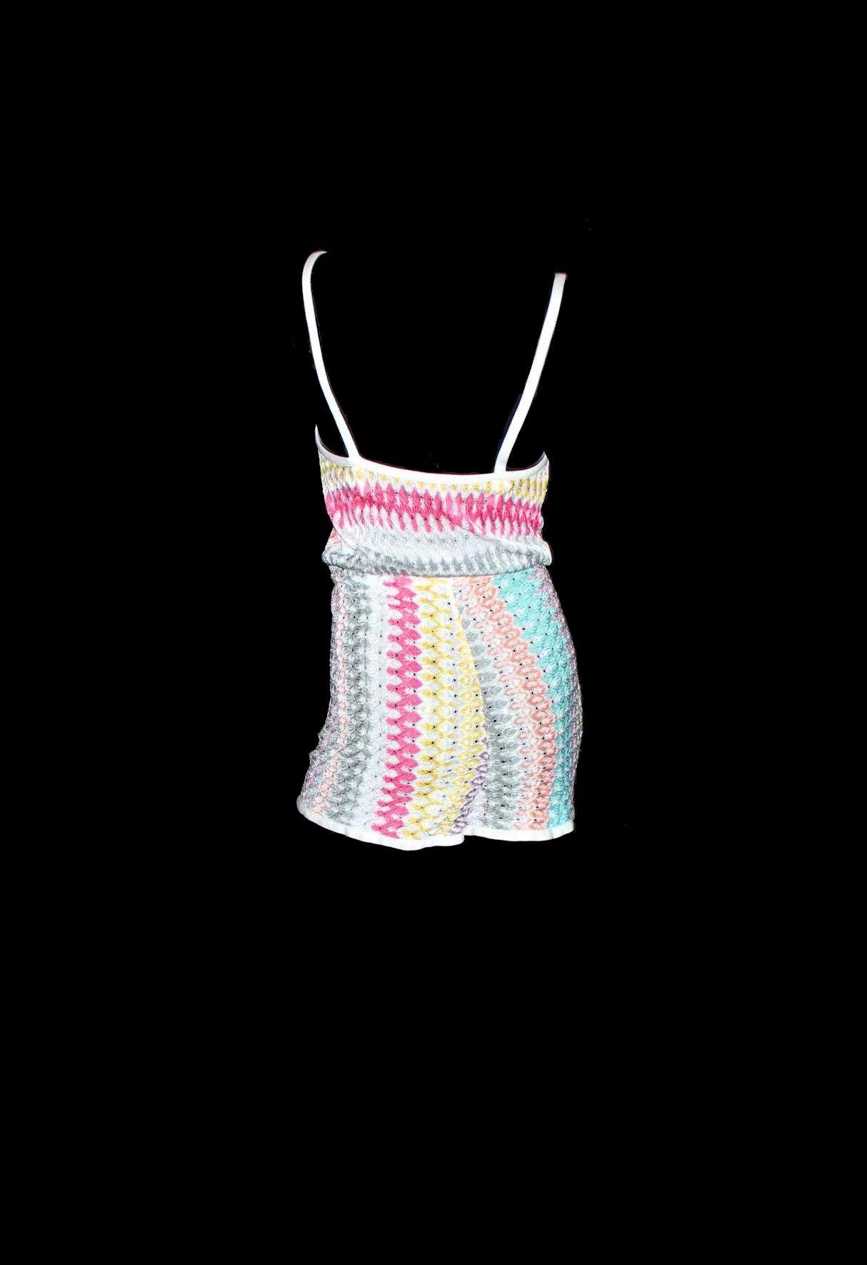Missoni - Combinaison-jupe courte en maille crochet froncée, taille totale 40, état neuf Bon état - En vente à Switzerland, CH