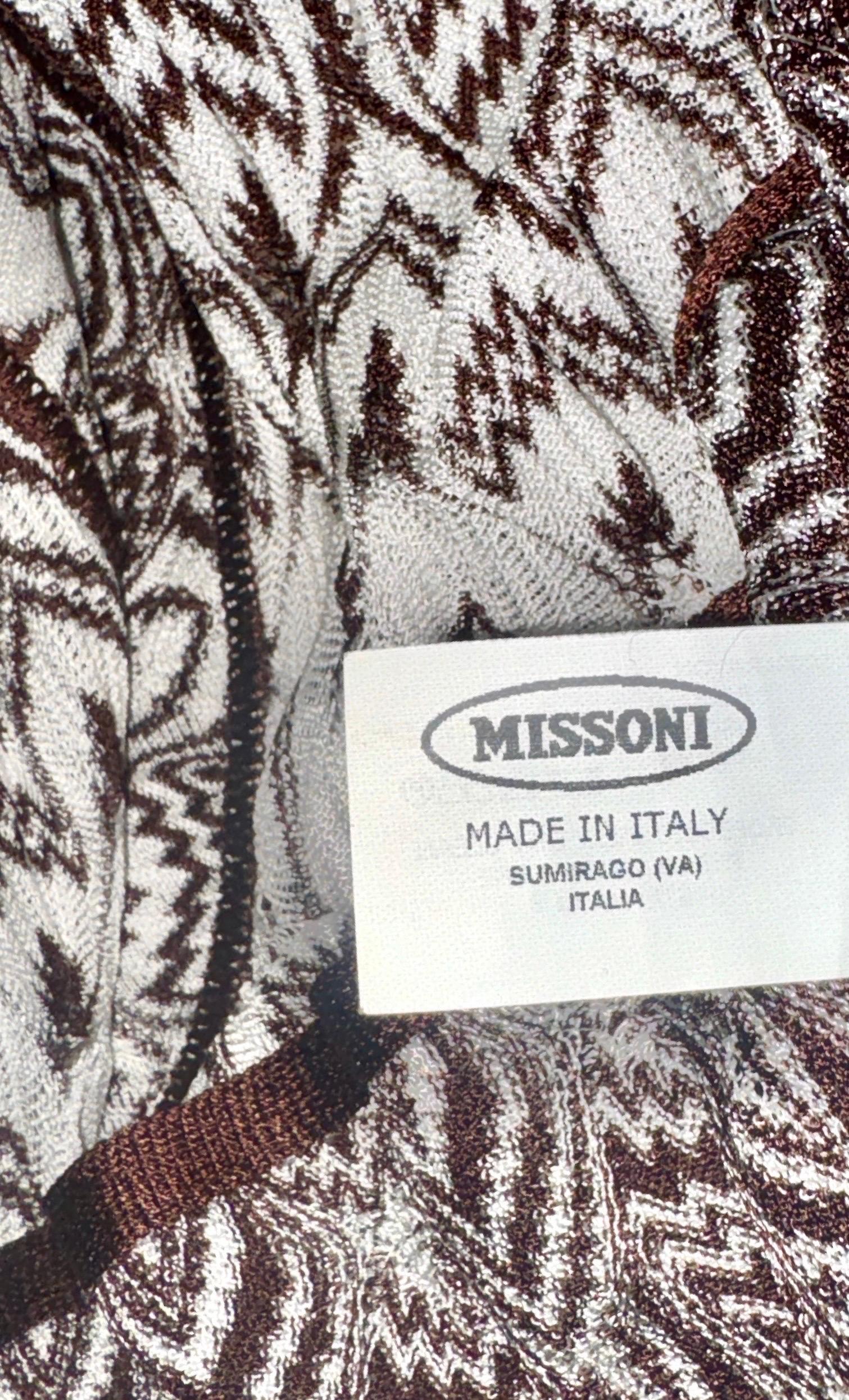 Robe caftan Missoni Signature Chevron zigzag en maille crochetée 42 Pour femmes en vente