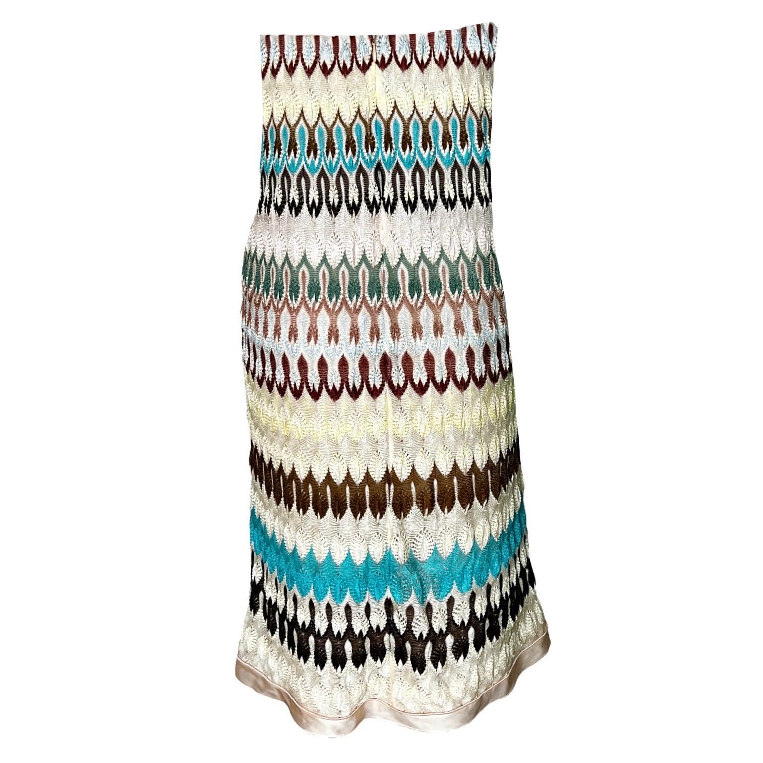 Classic MISSONI signature crochet-knit
Beautiful colors
Simply slips on
Closes with zipper
Corset inside for a perfect fit
Fully lined with finest stretchy silk
Dry Clean only
Made in Italy
Size 44
New
Retails for 3749$ plus taxes


Please refer to