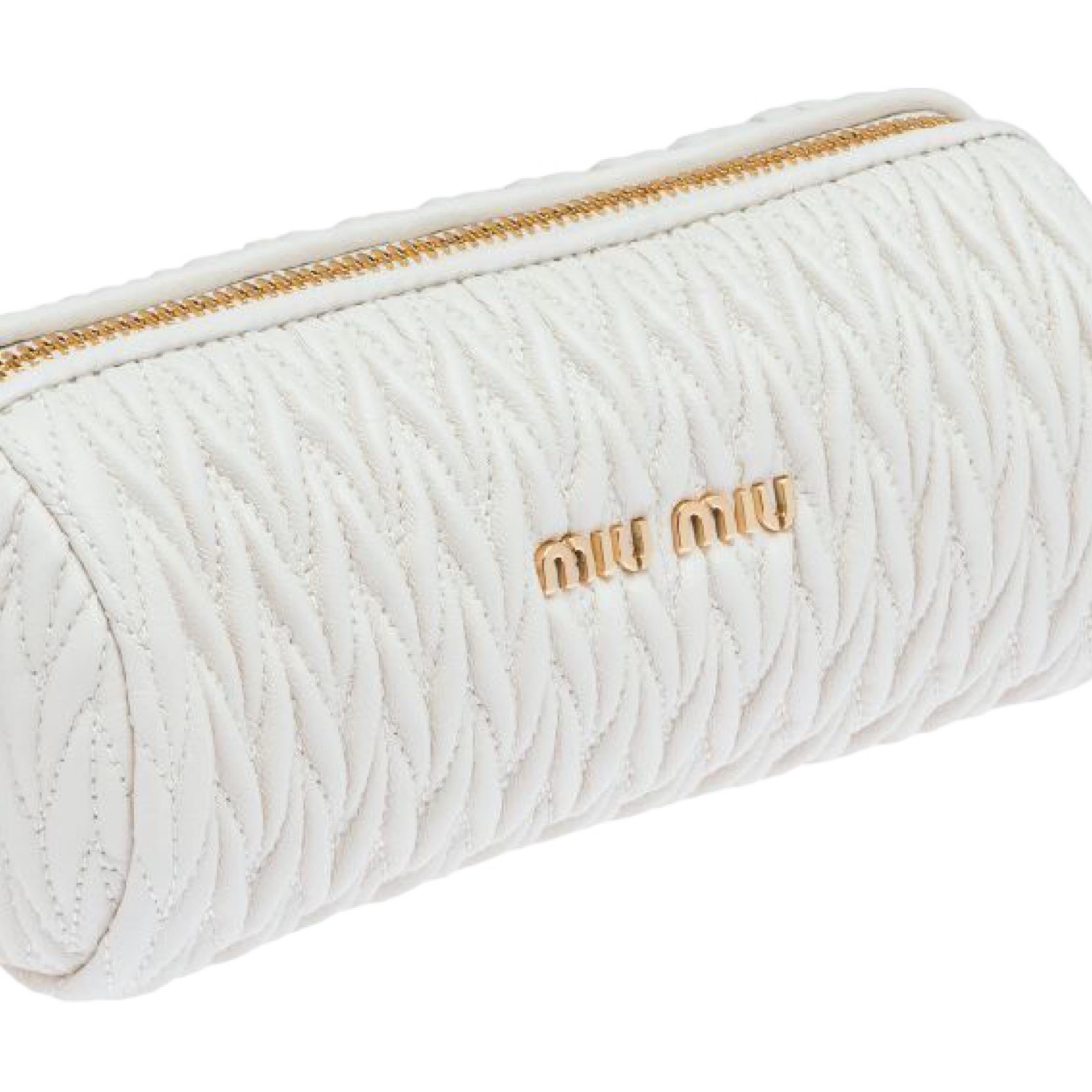 NEW Miu Miu White Matelasse Nappa Leather Shoulder Bag For Sale 3
