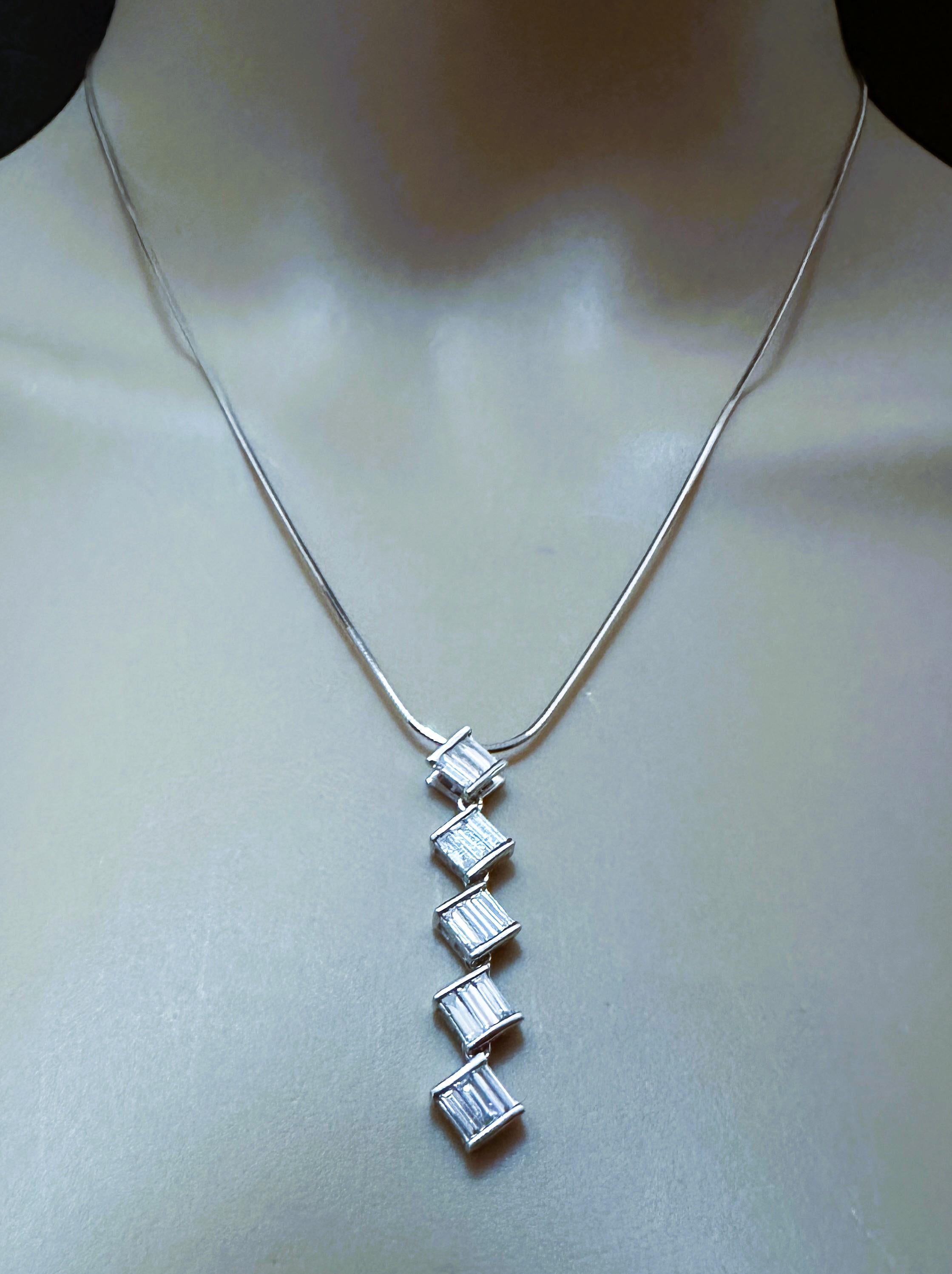 Nuevo Collar Moderno Colgante Lineal Viaje Diamante 1 Quilate Plata de Ley en venta 1