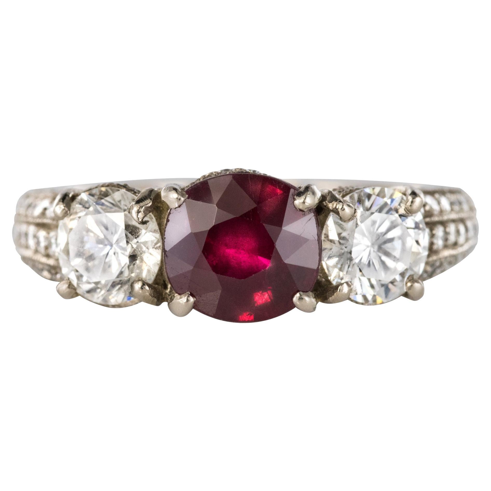 Neuer moderner Weißgoldring mit 1,07 Karat Rubin und 1,17 Karat Diamant