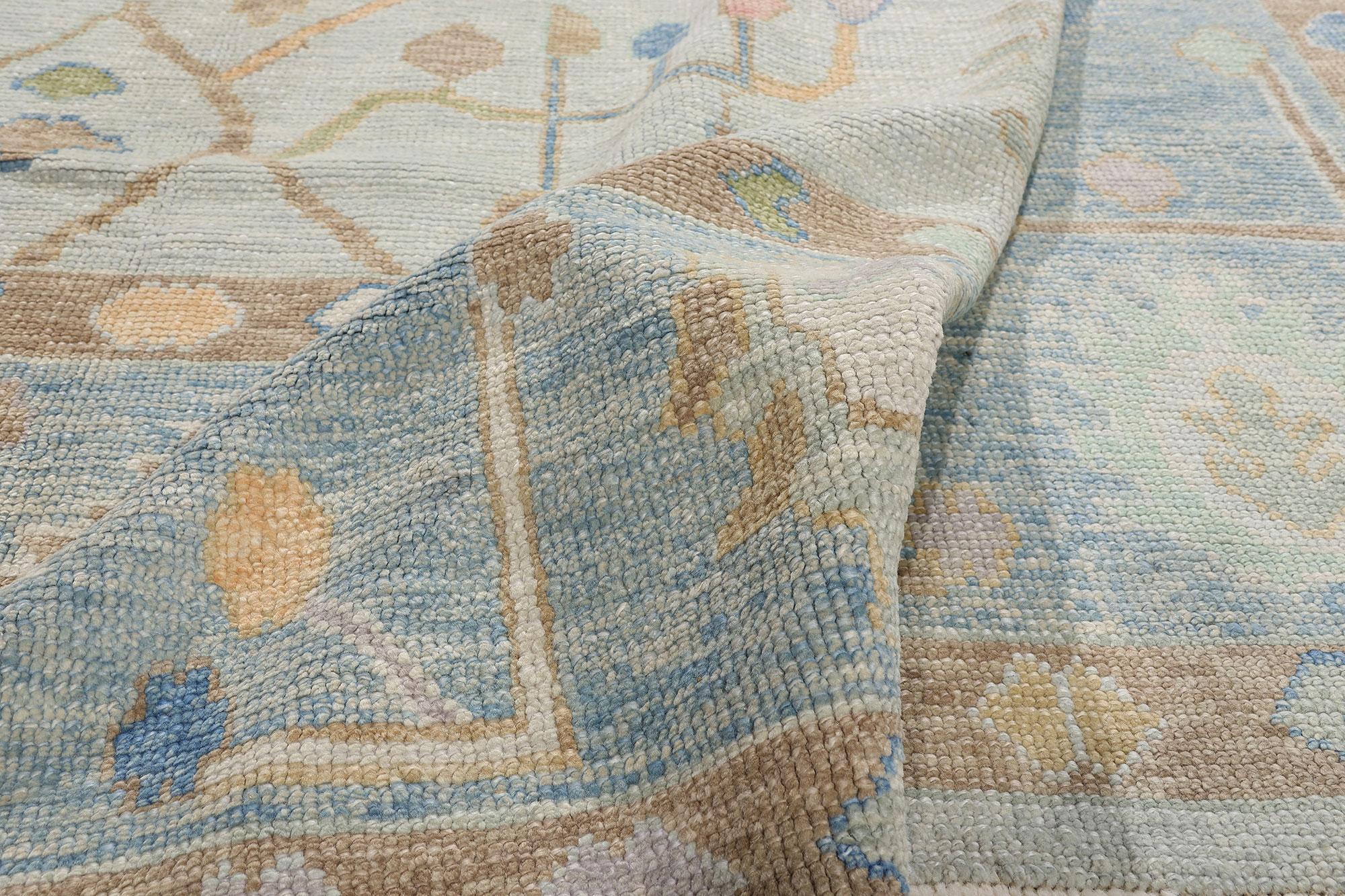 New Modern Blue & Light Gray Turkish Oushak Carpet with Contemporary Style (Nouveau tapis turc Oushak moderne bleu et gris clair de style contemporain) Neuf - En vente à Dallas, TX