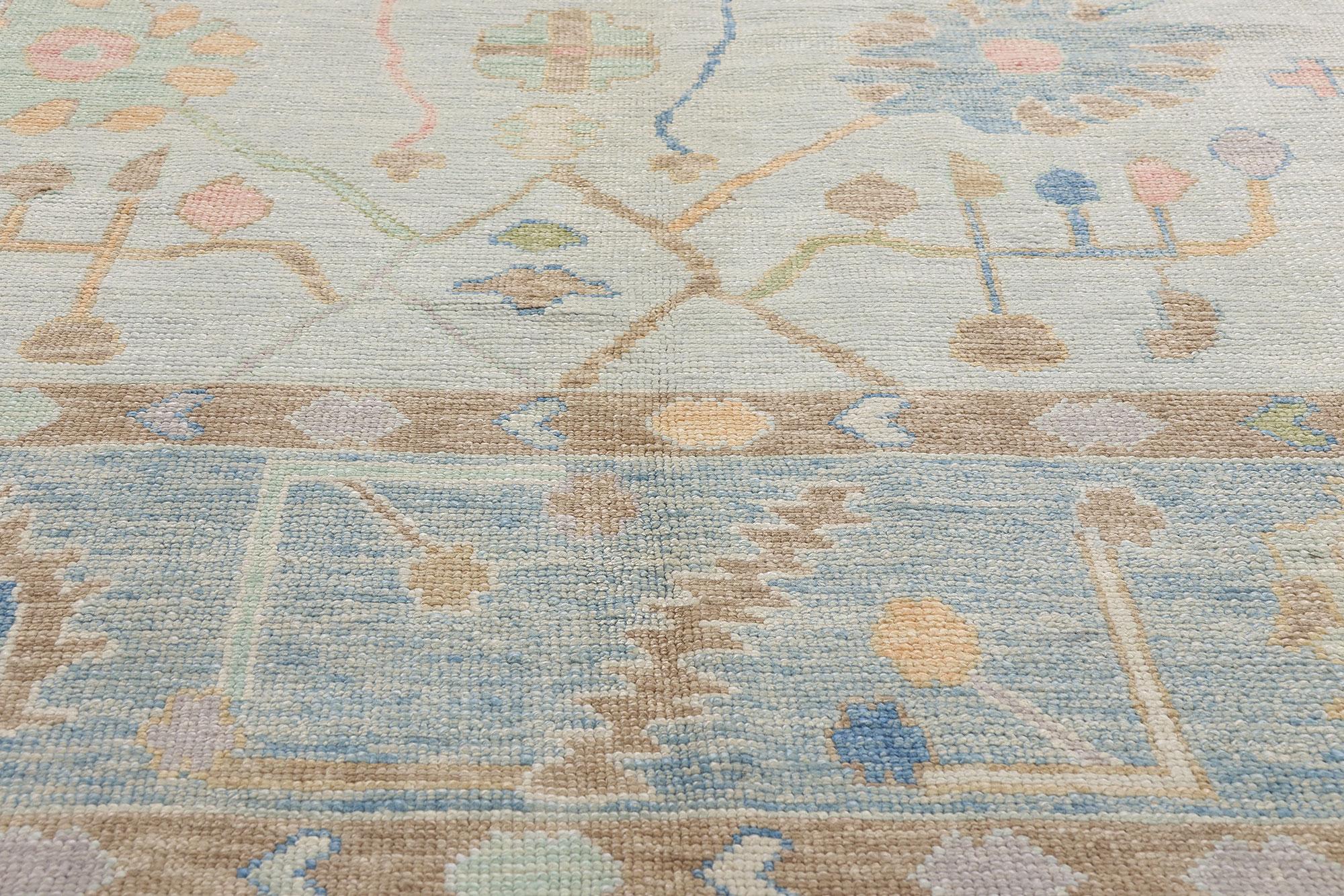 XXIe siècle et contemporain New Modern Blue & Light Gray Turkish Oushak Carpet with Contemporary Style (Nouveau tapis turc Oushak moderne bleu et gris clair de style contemporain) en vente