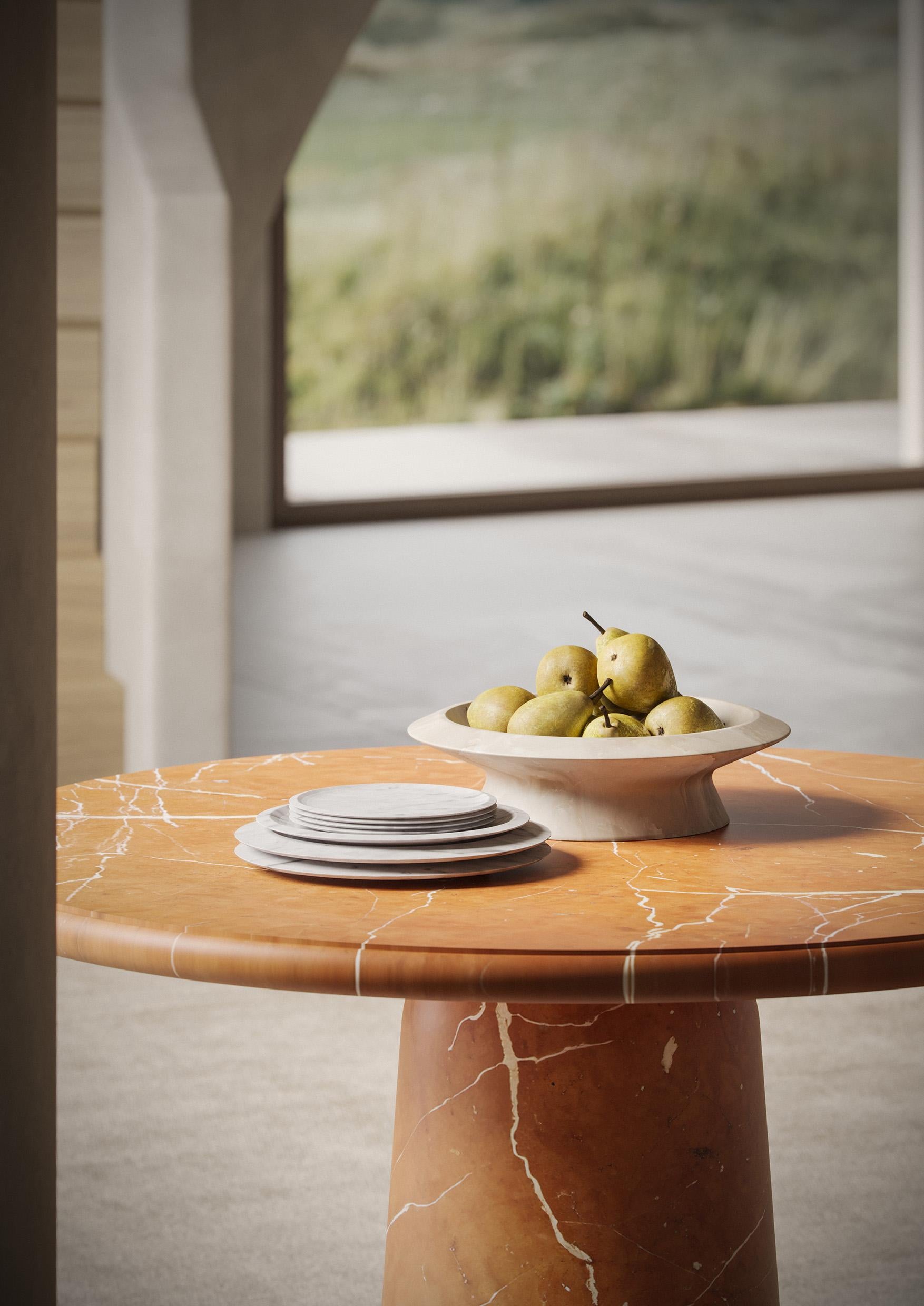New Modern Centrepiece in White Arabescato Marble Creator Ivan Colominas, Stock For Sale 2