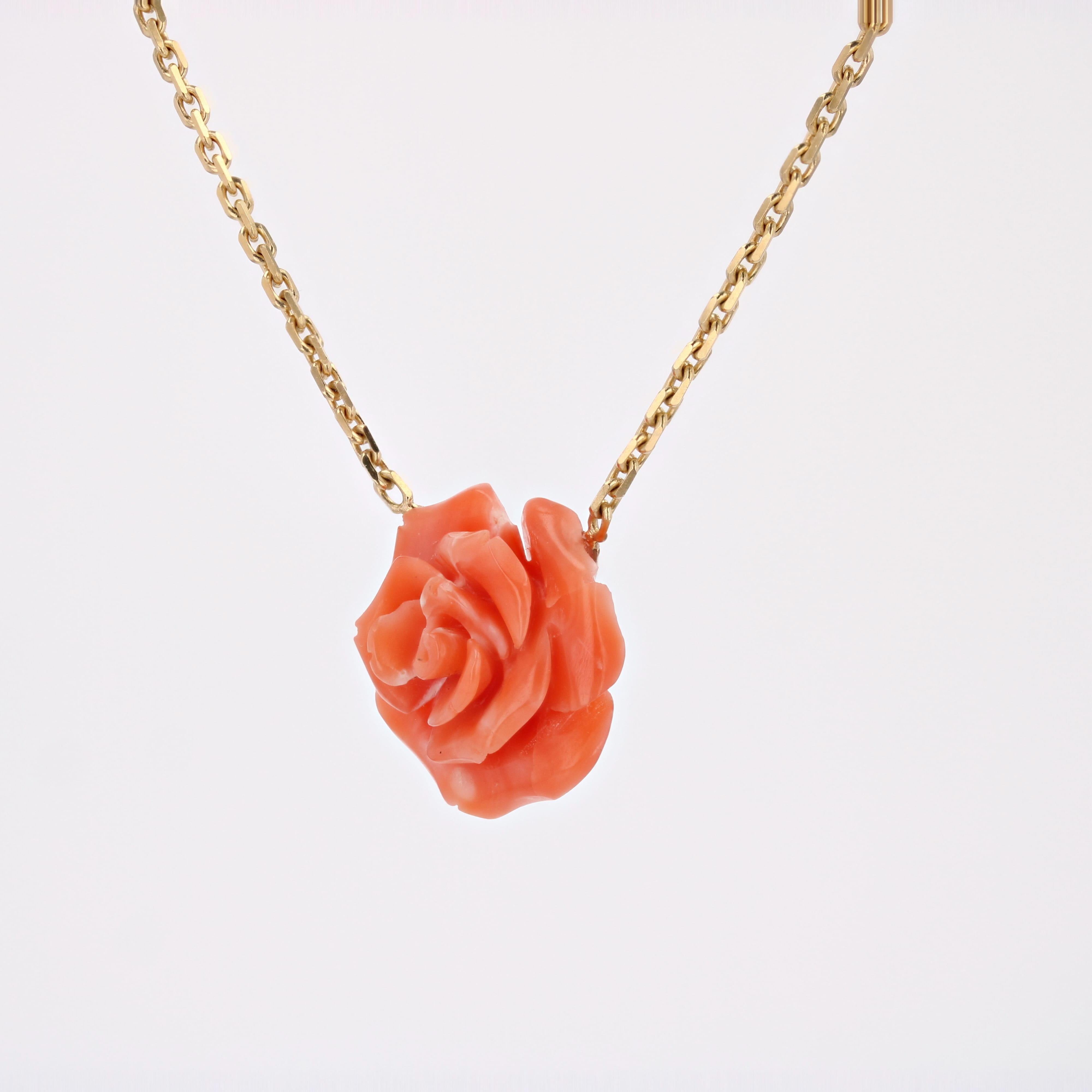 New Modern Coral Rose Shaped 18 Karat Gelbgold Halskette im Zustand „Neu“ in Poitiers, FR